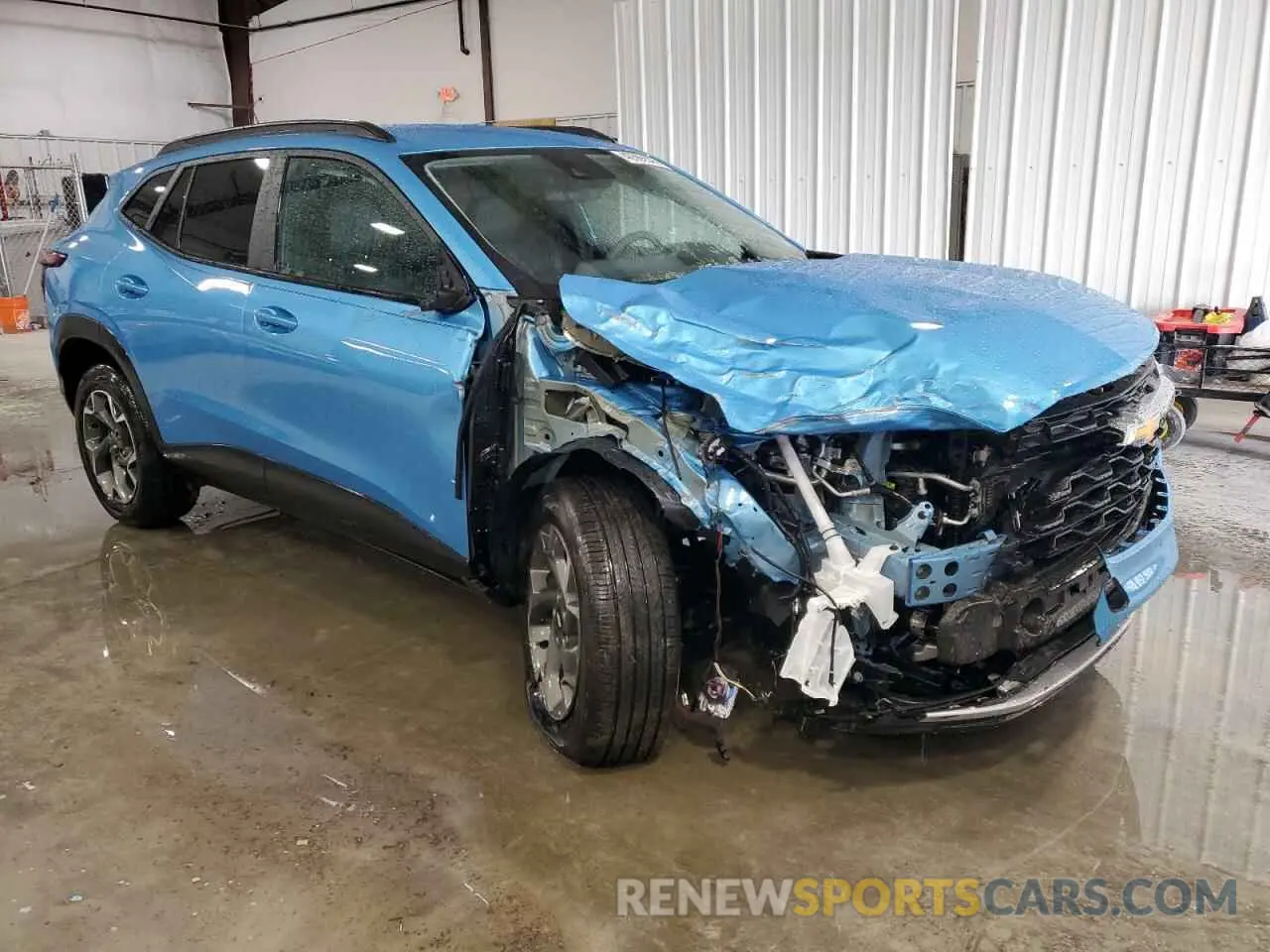 4 fotografías del automóvil dañado KL77LHEP4SC081593 CHEVROLET TRAX 2025