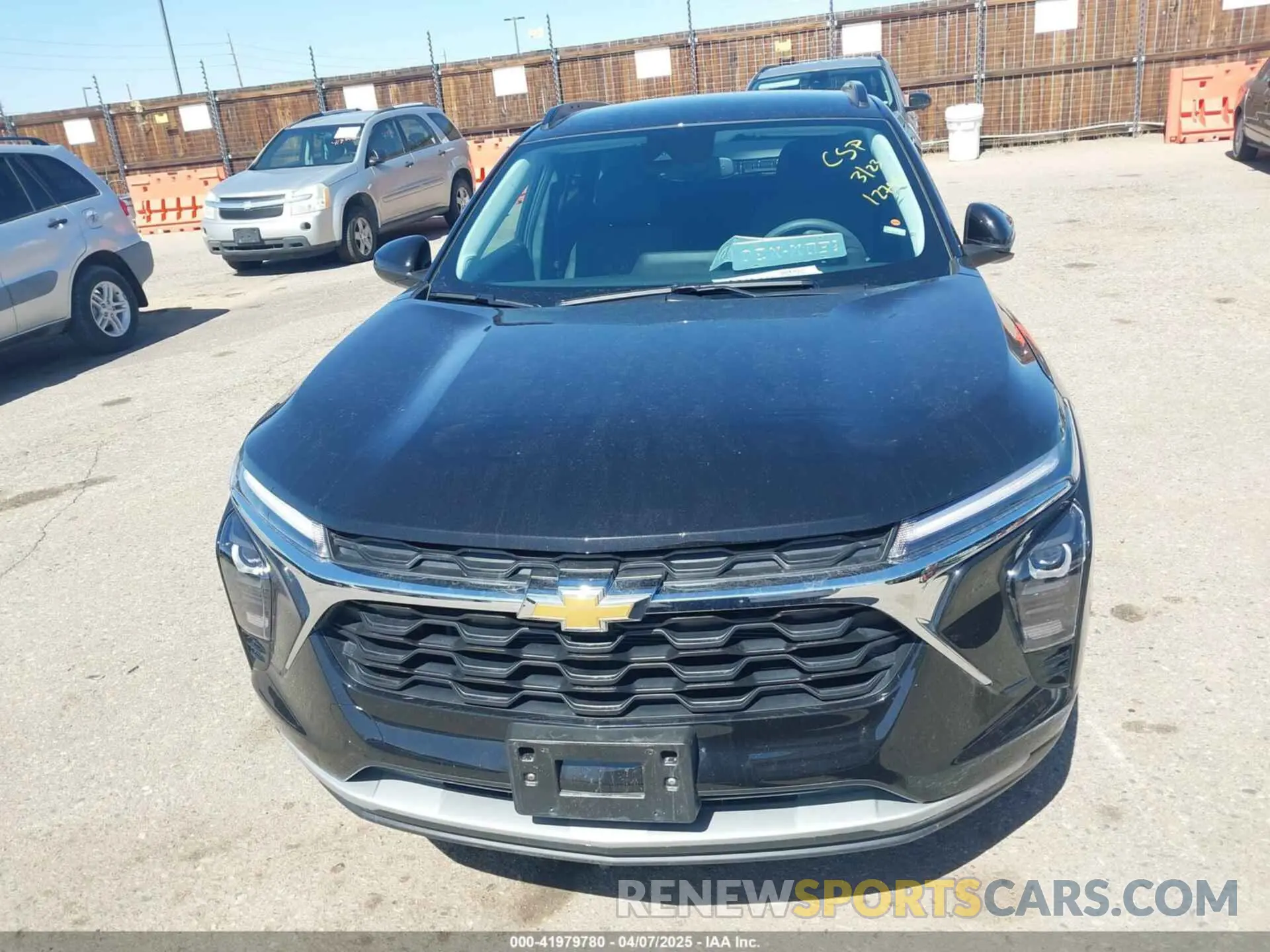 12 fotografías del automóvil dañado KL77LHEP4SC155563 CHEVROLET TRAX 2025