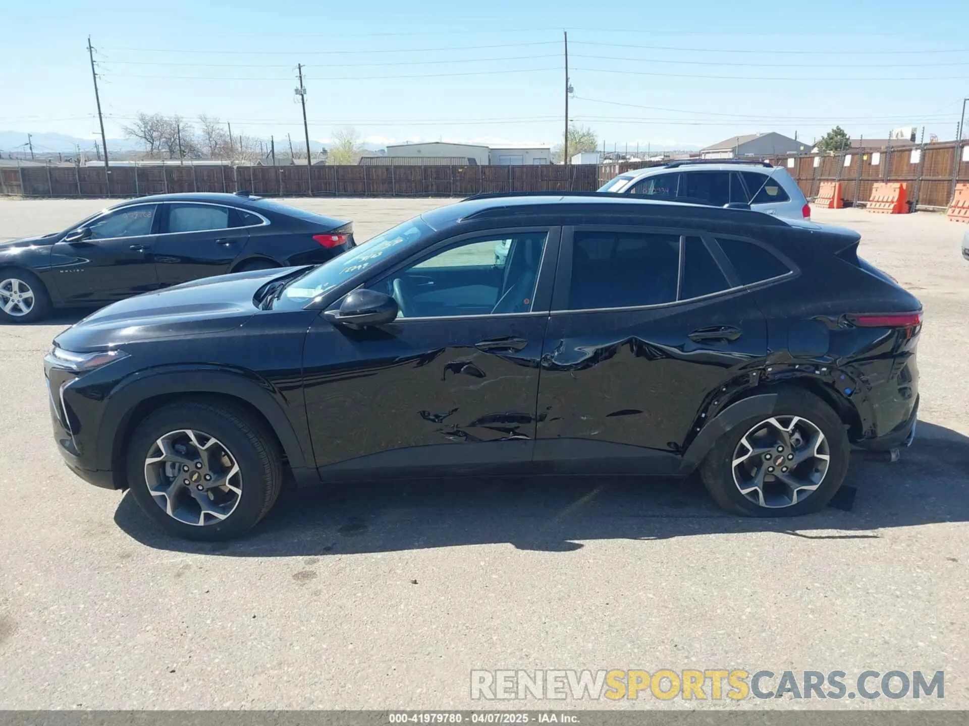 14 fotografías del automóvil dañado KL77LHEP4SC155563 CHEVROLET TRAX 2025