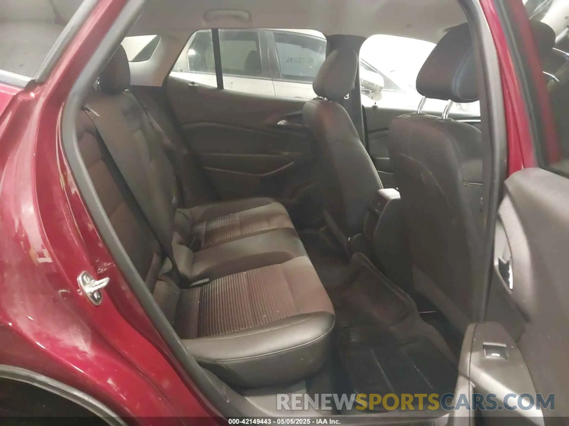 8 fotografías del automóvil dañado KL77LHEP5SC006868 CHEVROLET TRAX 2025
