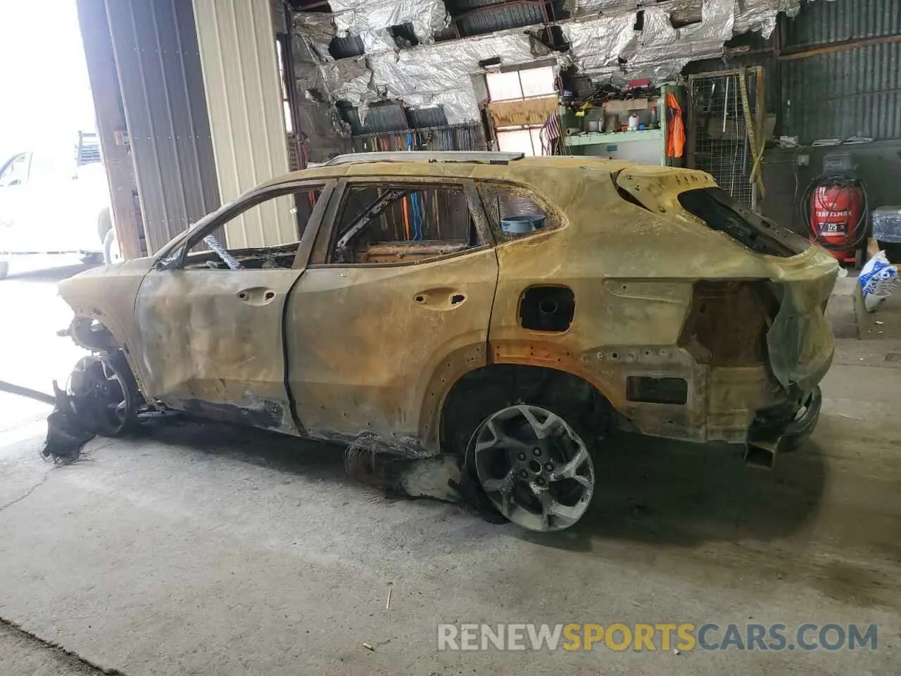 2 fotografías del automóvil dañado KL77LHEP5SC023167 CHEVROLET TRAX 2025