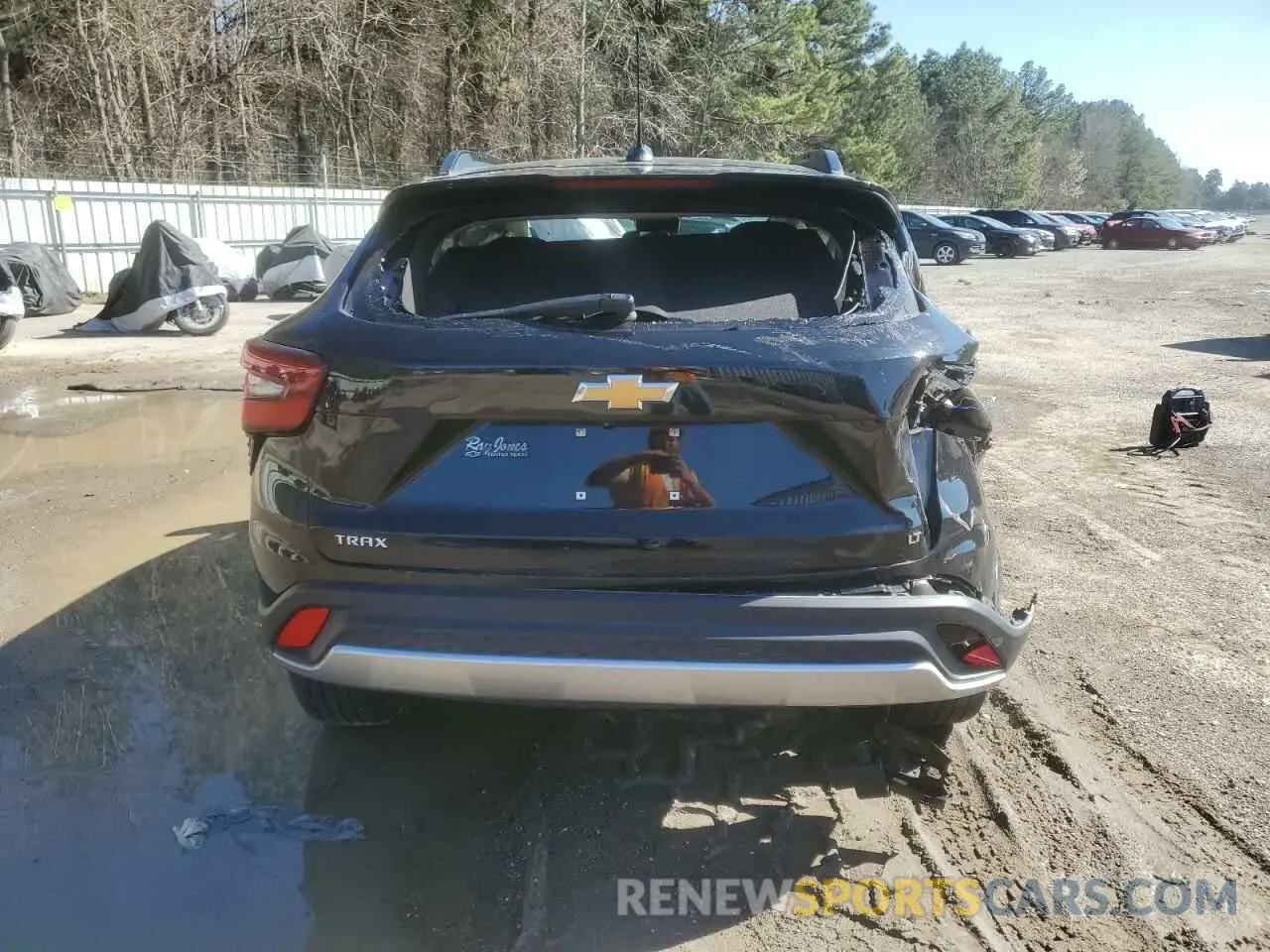 6 fotografías del automóvil dañado KL77LHEP5SC025727 CHEVROLET TRAX 2025