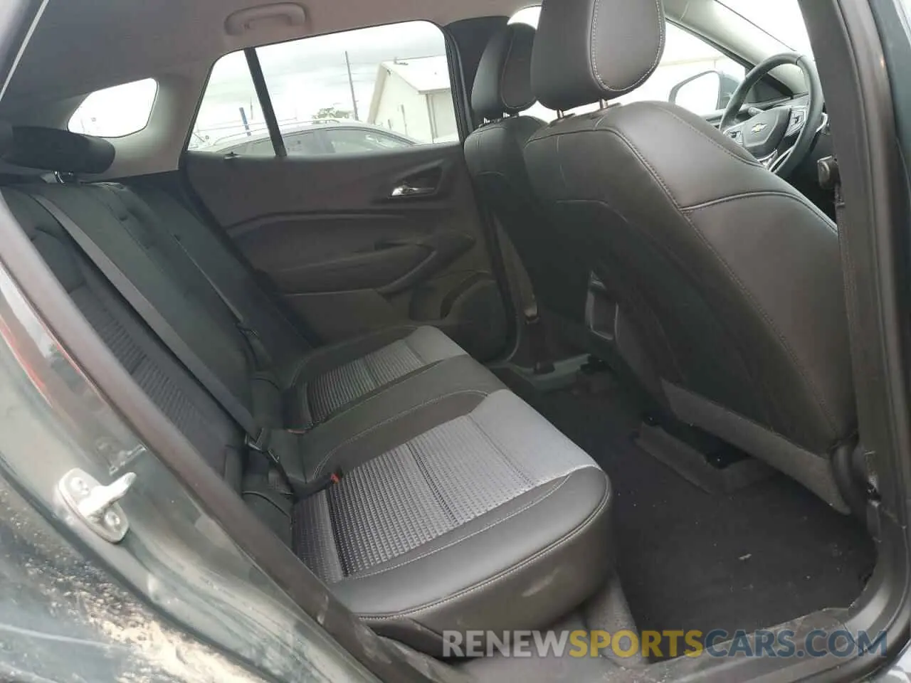 11 fotografías del automóvil dañado KL77LHEP5SC171870 CHEVROLET TRAX 2025
