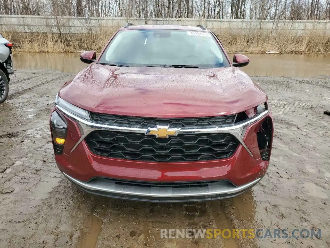 5 fotografías del automóvil dañado KL77LHEP5SC172078 CHEVROLET TRAX 2025