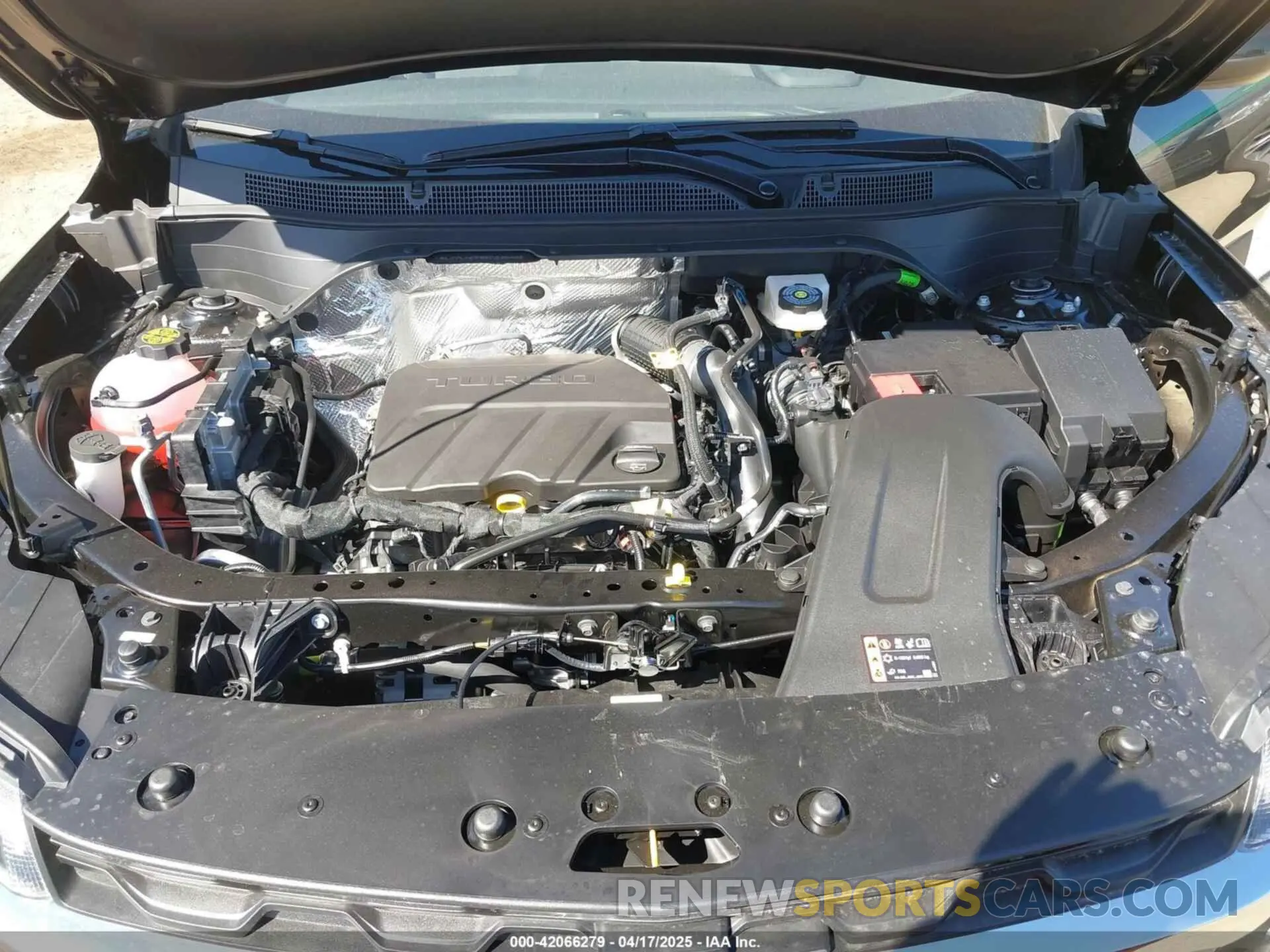 10 fotografías del automóvil dañado KL77LHEP5SC230402 CHEVROLET TRAX 2025