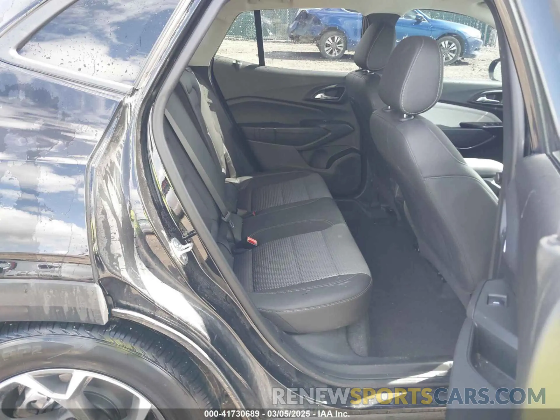 8 fotografías del automóvil dañado KL77LHEP6SC016096 CHEVROLET TRAX 2025