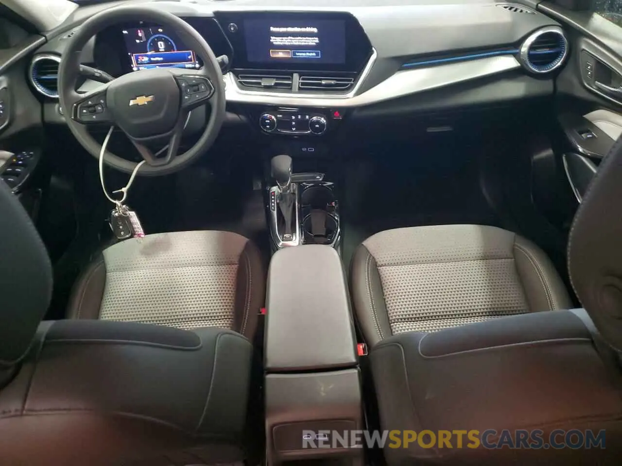 8 fotografías del automóvil dañado KL77LHEP6SC017877 CHEVROLET TRAX 2025
