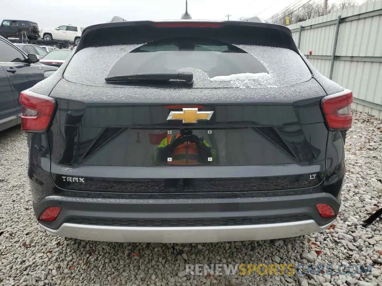6 fotografías del automóvil dañado KL77LHEP6SC085676 CHEVROLET TRAX 2025