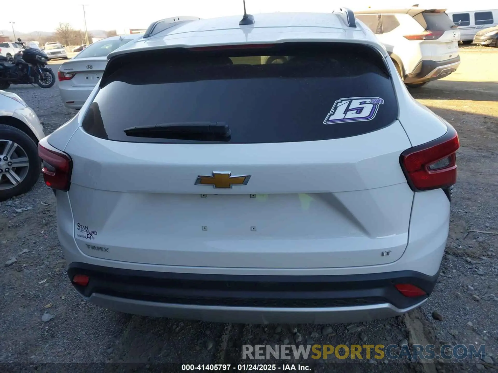 17 fotografías del automóvil dañado KL77LHEP6SC107532 CHEVROLET TRAX 2025