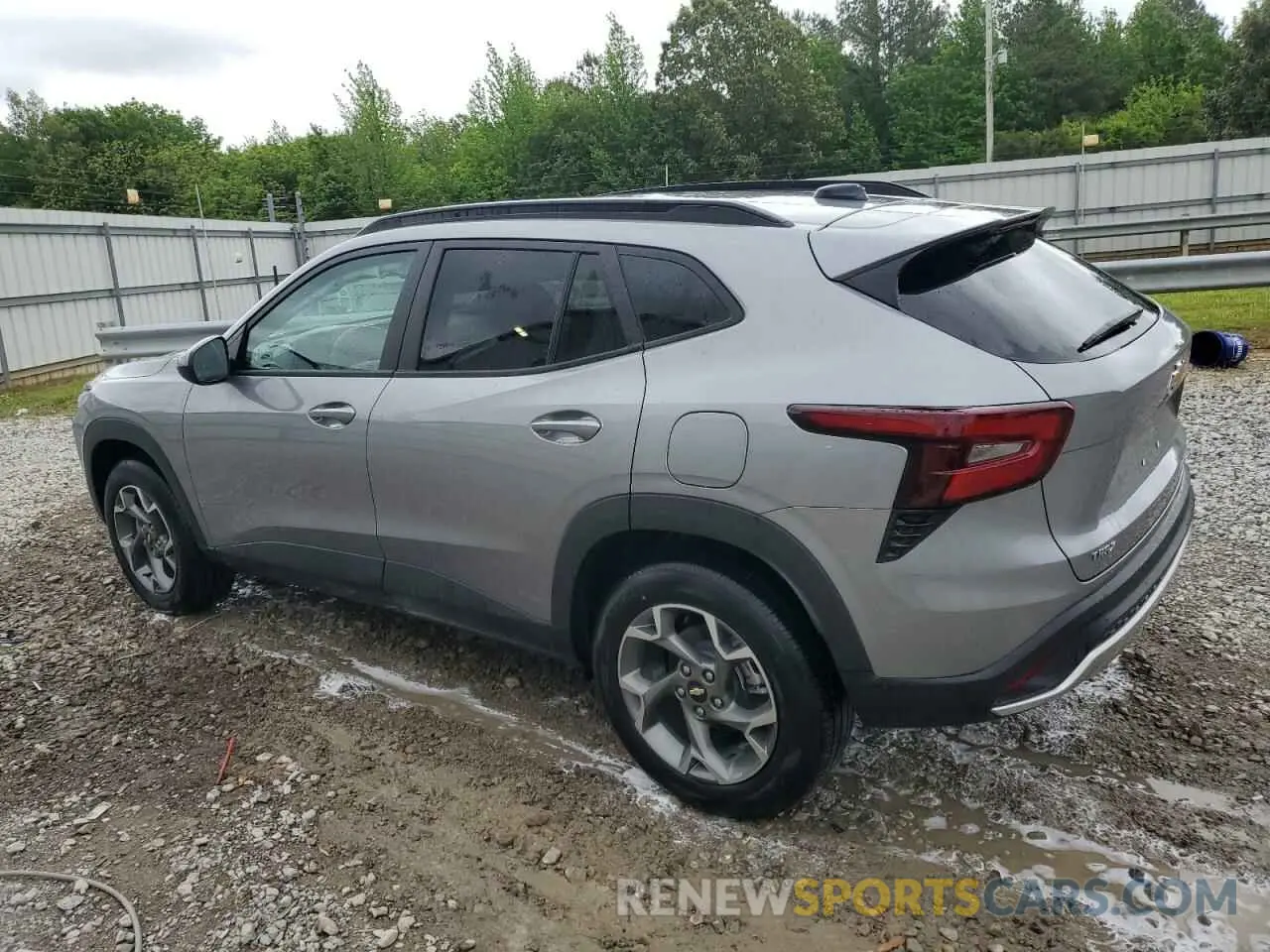 2 fotografías del automóvil dañado KL77LHEP6SC232109 CHEVROLET TRAX 2025