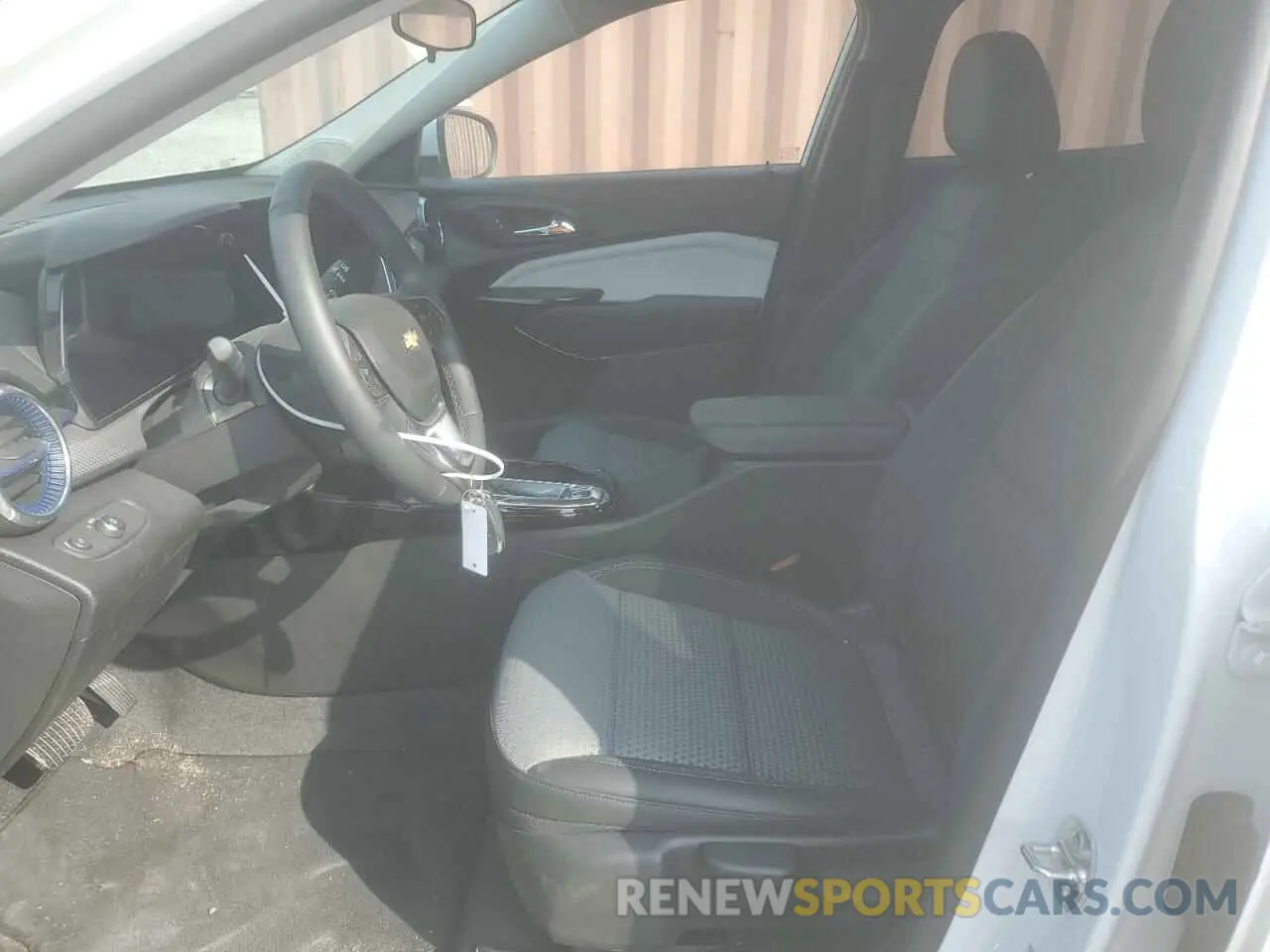 7 fotografías del automóvil dañado KL77LHEP7SC047096 CHEVROLET TRAX 2025