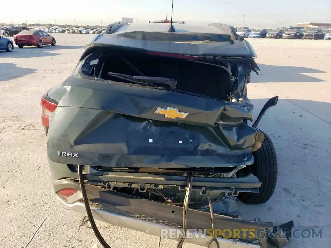 6 fotografías del automóvil dañado KL77LHEP7SC086173 CHEVROLET TRAX 2025
