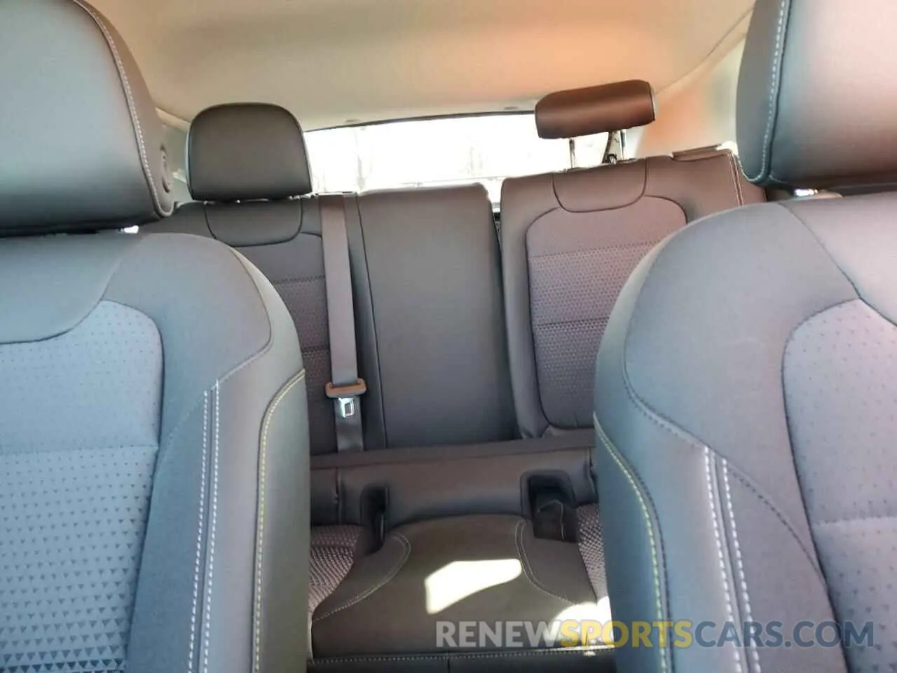 10 fotografías del automóvil dañado KL77LHEP7SC139860 CHEVROLET TRAX 2025