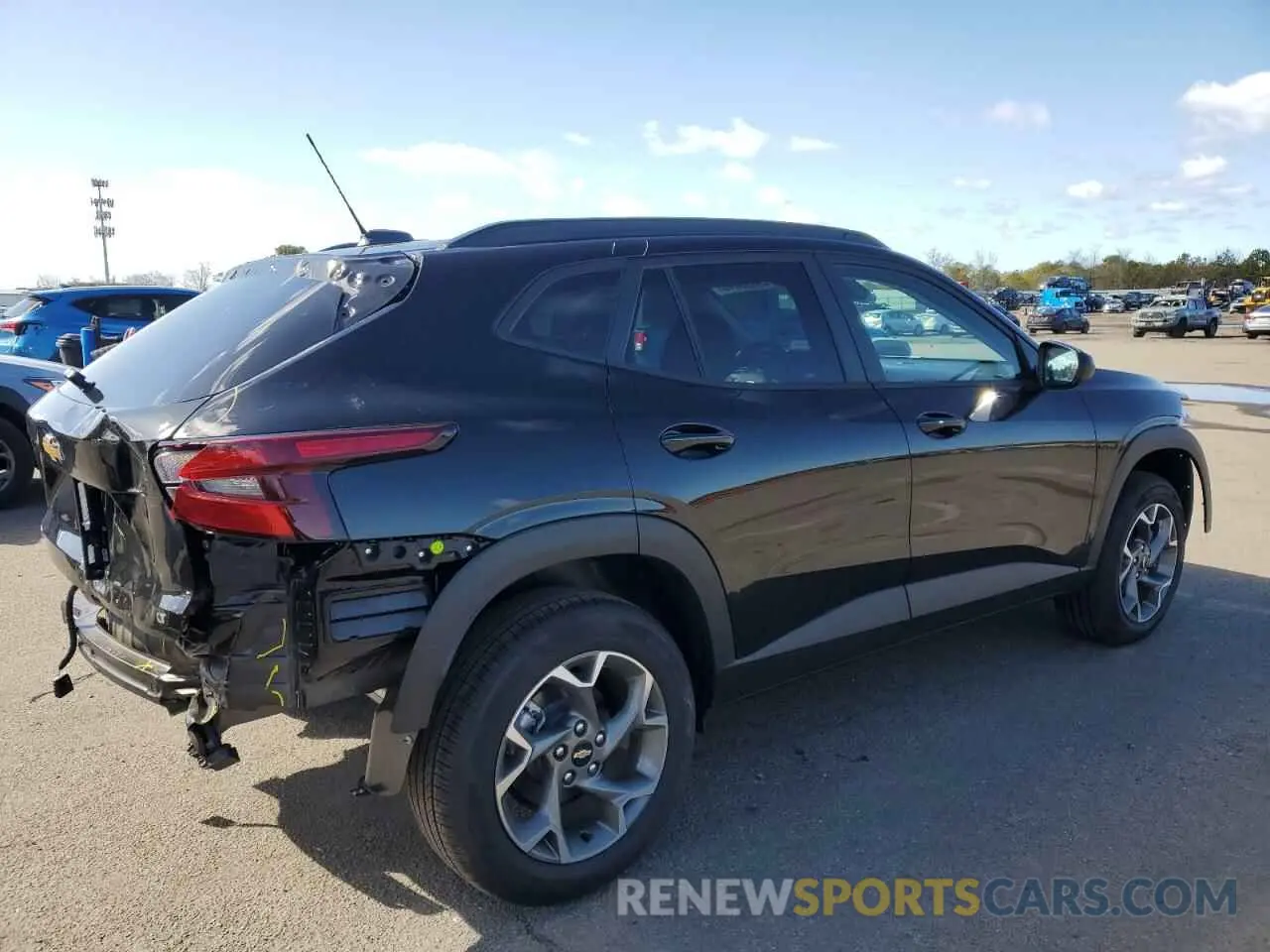 3 fotografías del automóvil dañado KL77LHEP7SC139860 CHEVROLET TRAX 2025