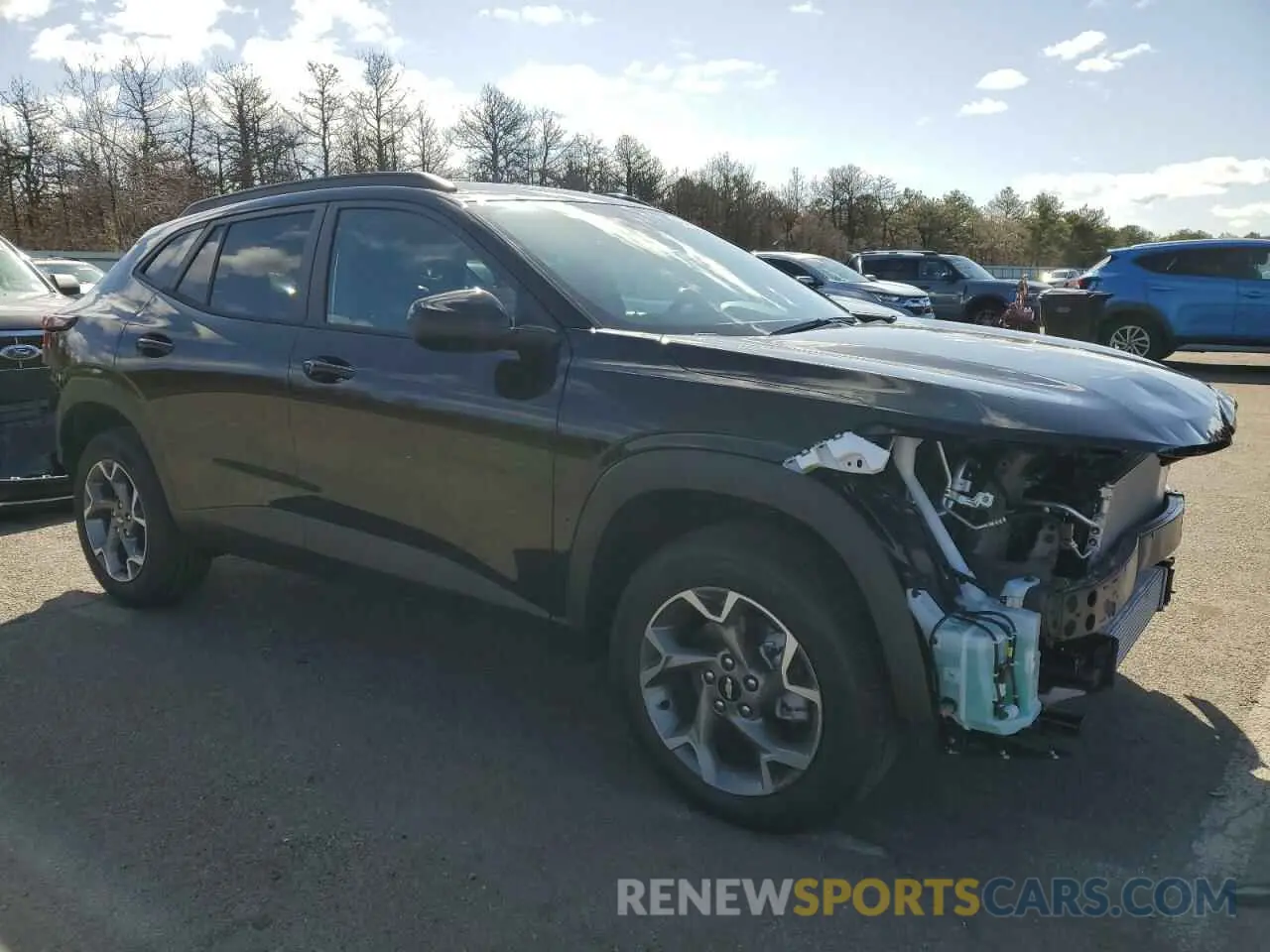 4 fotografías del automóvil dañado KL77LHEP7SC139860 CHEVROLET TRAX 2025