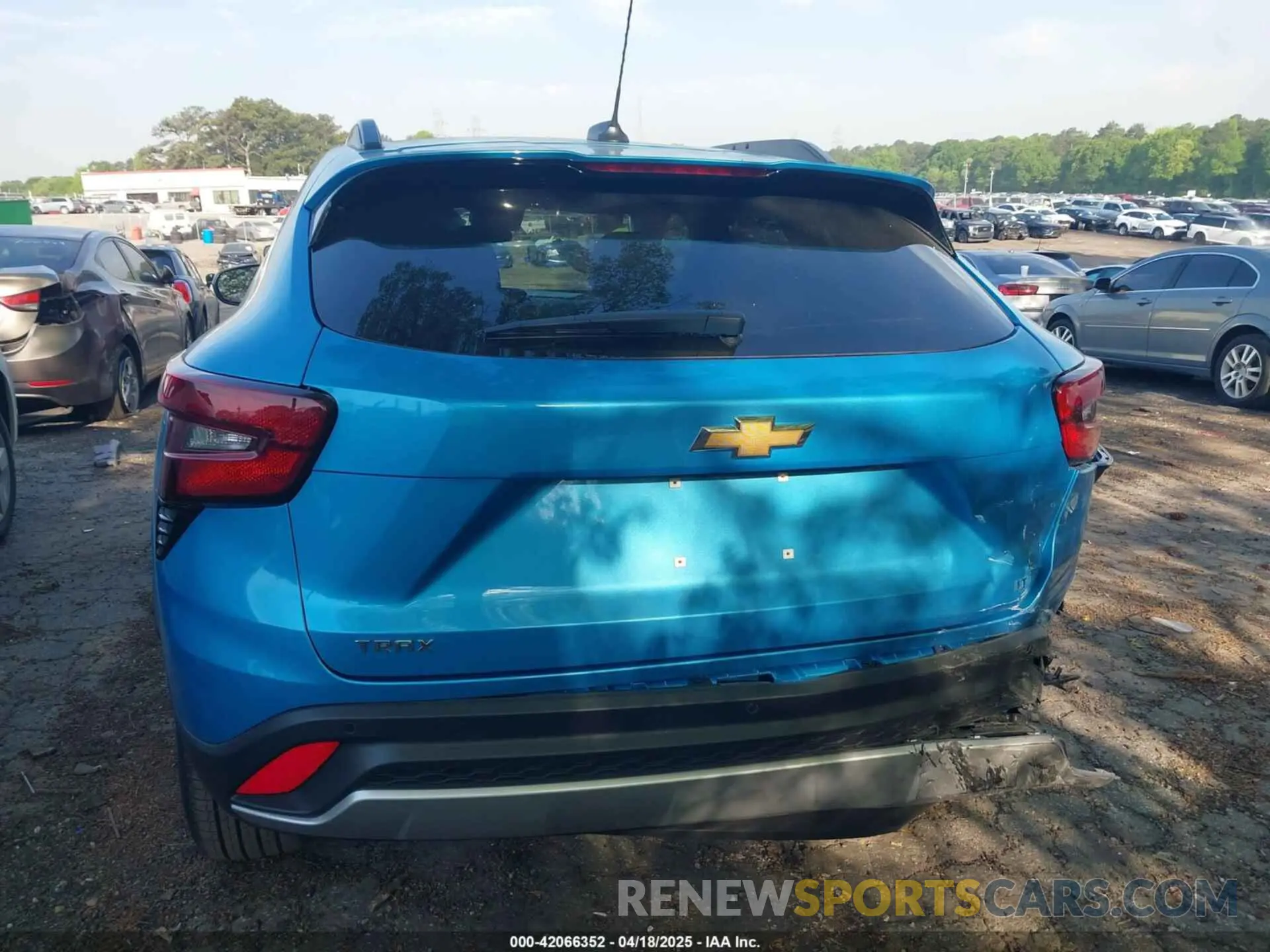 16 fotografías del automóvil dañado KL77LHEP7SC193966 CHEVROLET TRAX 2025