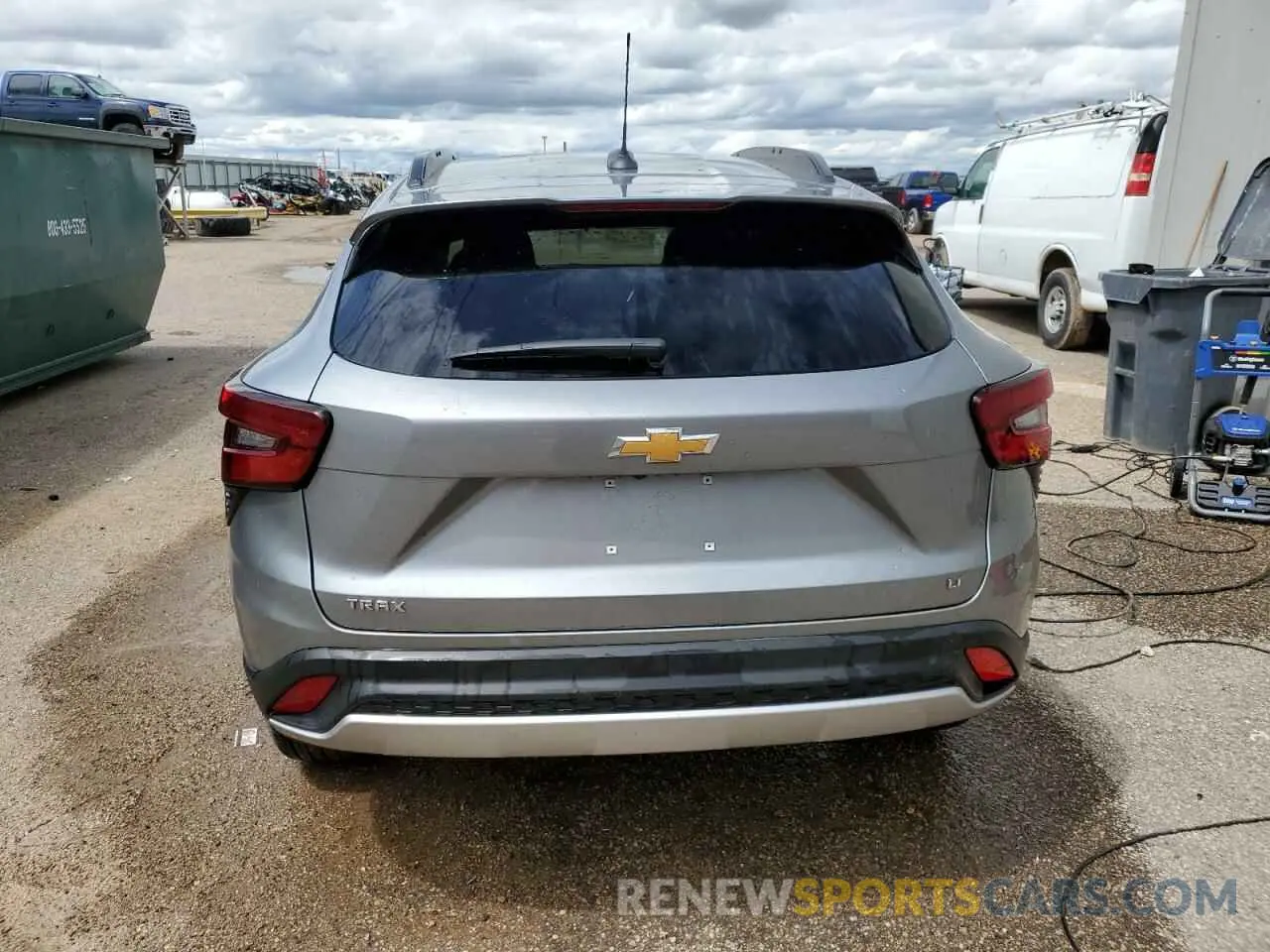 6 fotografías del automóvil dañado KL77LHEP7SC196575 CHEVROLET TRAX 2025