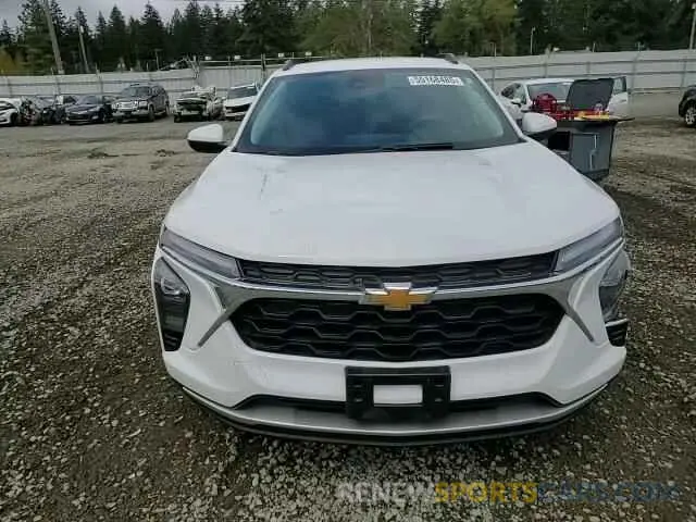 15 fotografías del automóvil dañado KL77LHEP8SC037239 CHEVROLET TRAX 2025