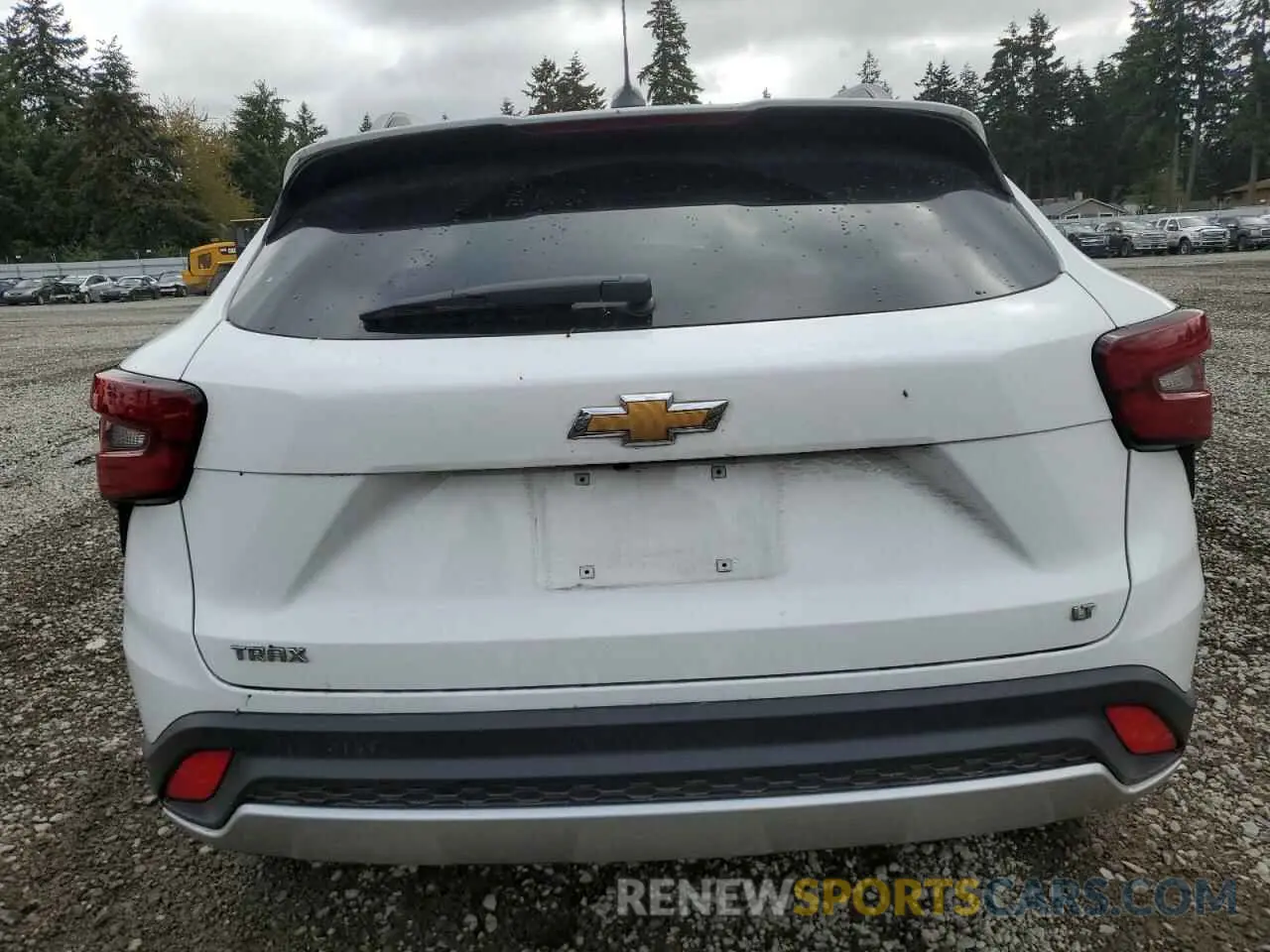 6 fotografías del automóvil dañado KL77LHEP8SC037239 CHEVROLET TRAX 2025