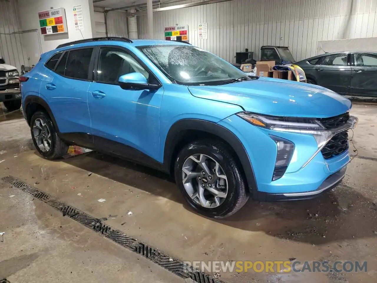 4 fotografías del automóvil dañado KL77LHEP8SC055451 CHEVROLET TRAX 2025