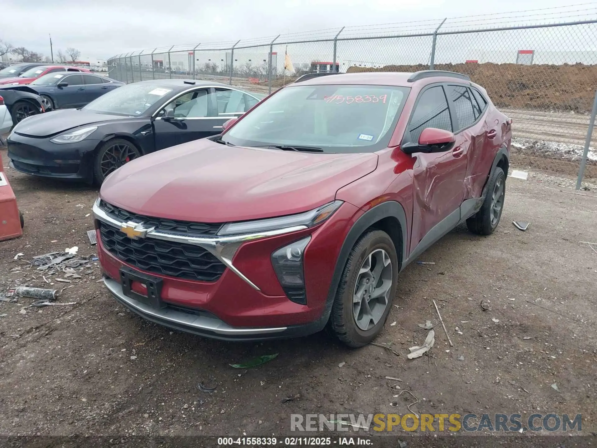 2 fotografías del automóvil dañado KL77LHEP8SC074582 CHEVROLET TRAX 2025