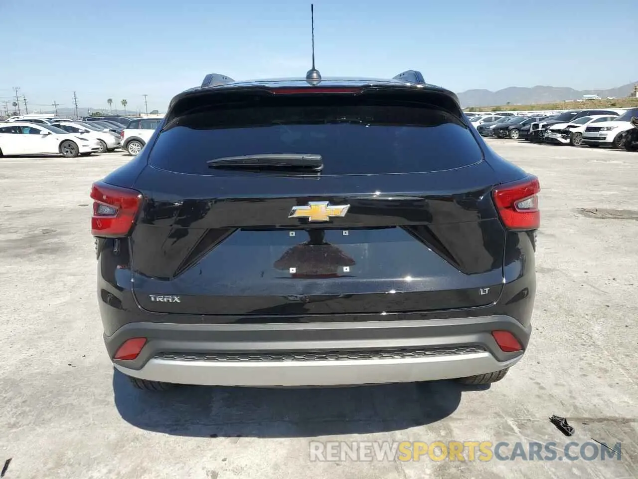 6 fotografías del automóvil dañado KL77LHEP8SC136370 CHEVROLET TRAX 2025