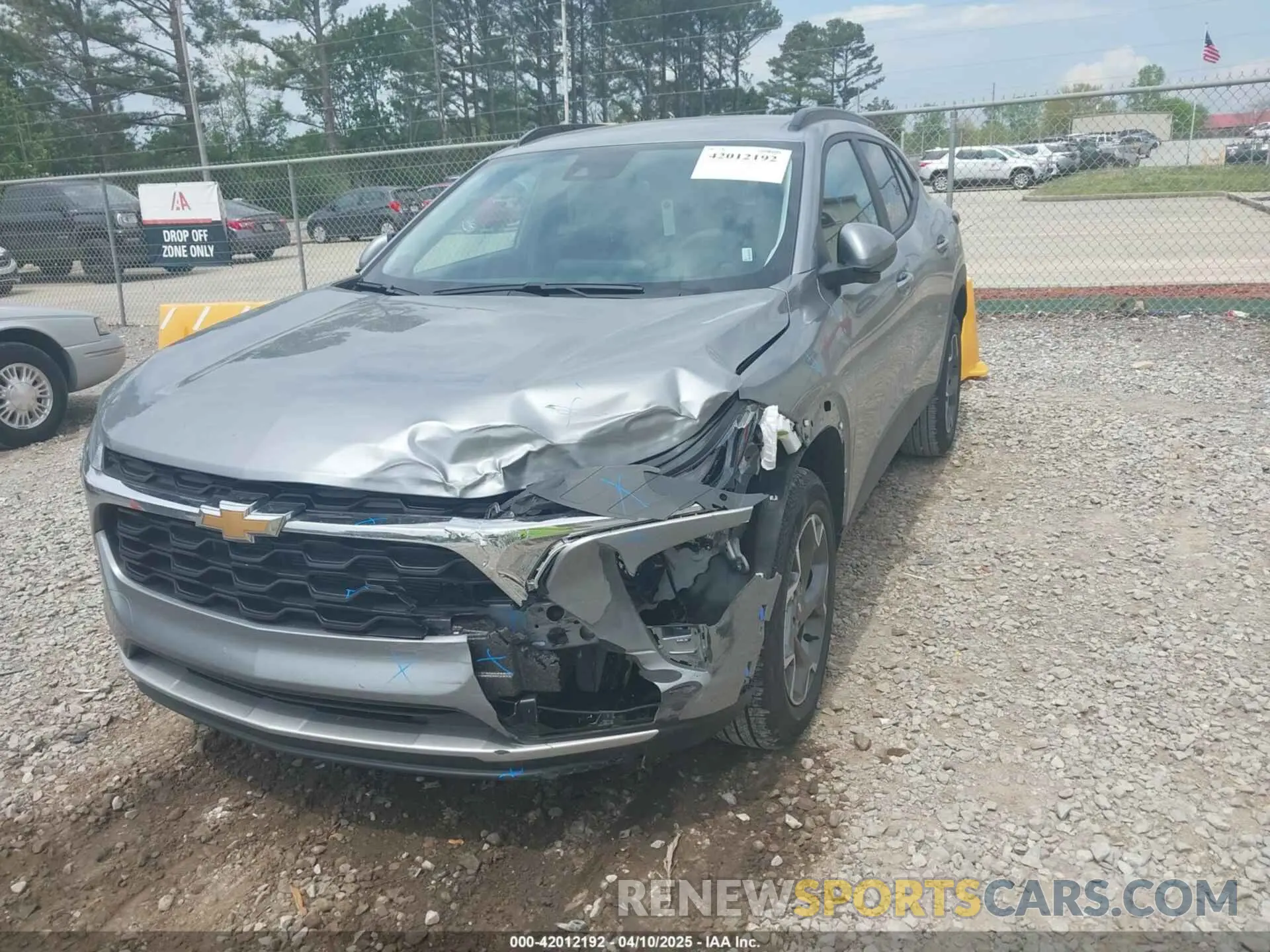6 fotografías del automóvil dañado KL77LHEP8SC153816 CHEVROLET TRAX 2025