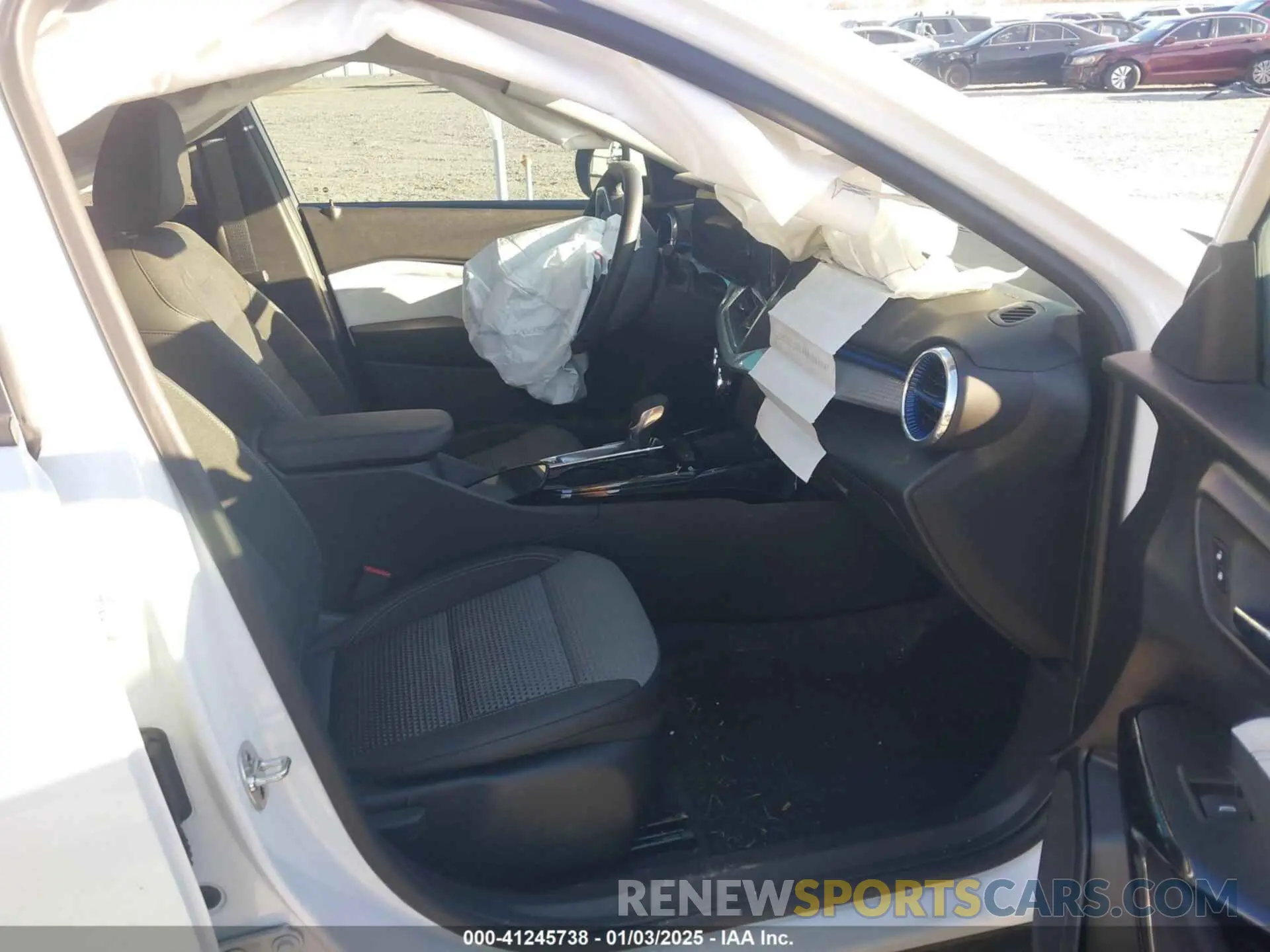 5 fotografías del automóvil dañado KL77LHEP9SC024354 CHEVROLET TRAX 2025