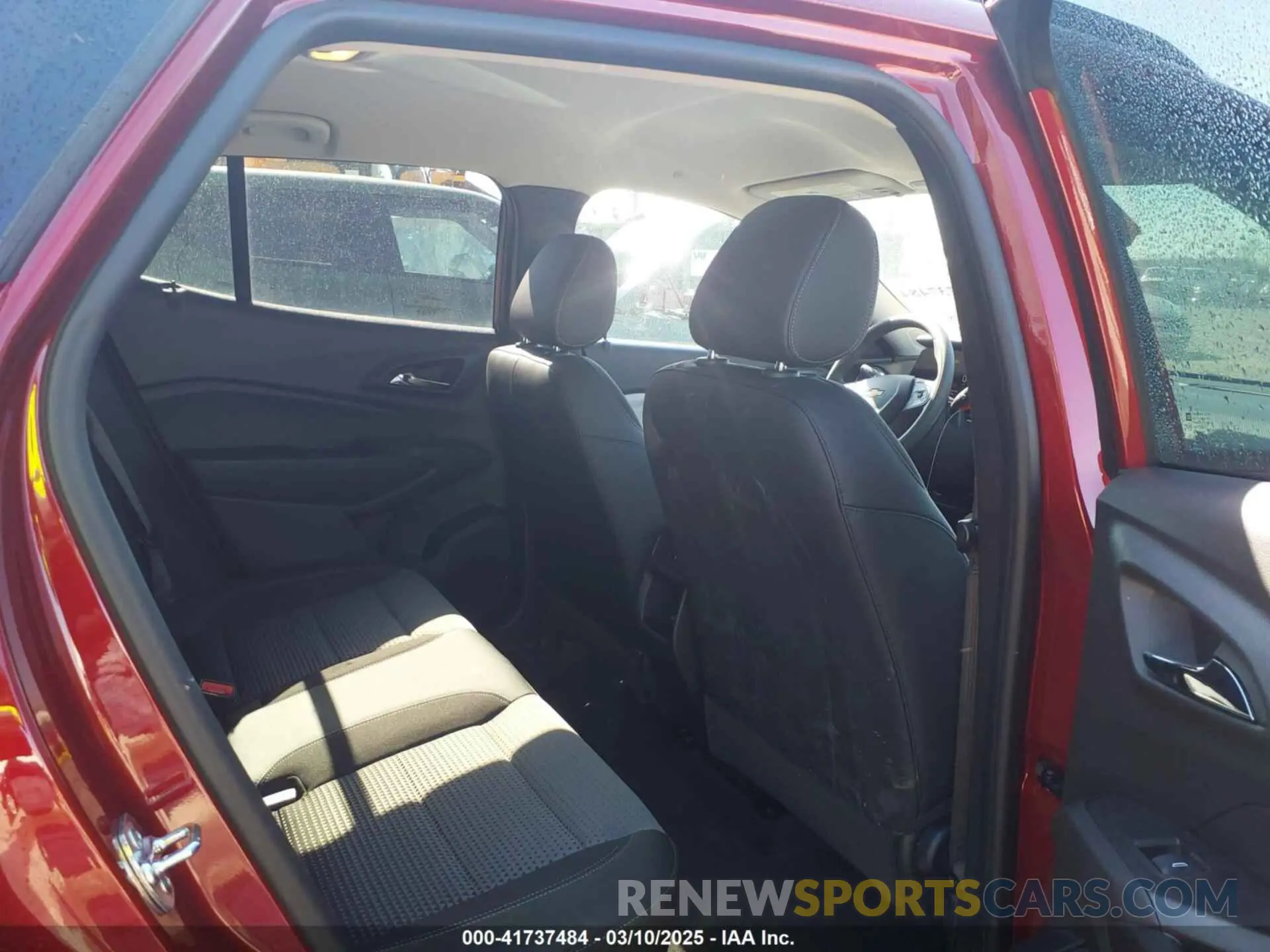 8 fotografías del automóvil dañado KL77LHEP9SC116581 CHEVROLET TRAX 2025