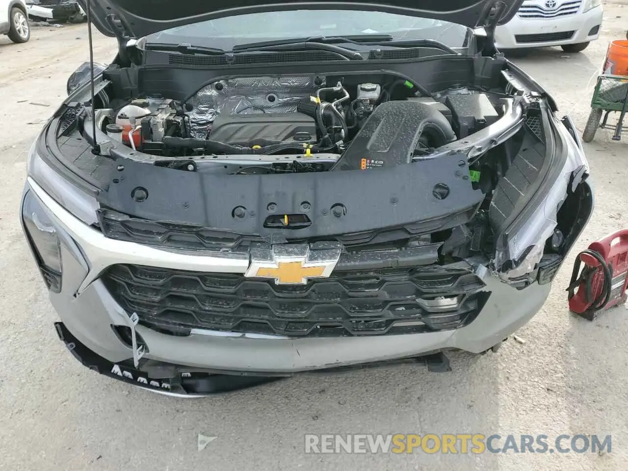 13 fotografías del automóvil dañado KL77LHEP9SC121179 CHEVROLET TRAX 2025