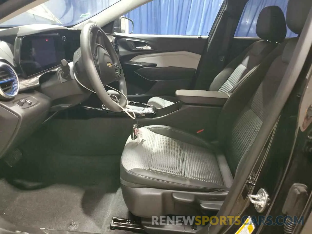 7 fotografías del automóvil dañado KL77LHEP9SC145093 CHEVROLET TRAX 2025