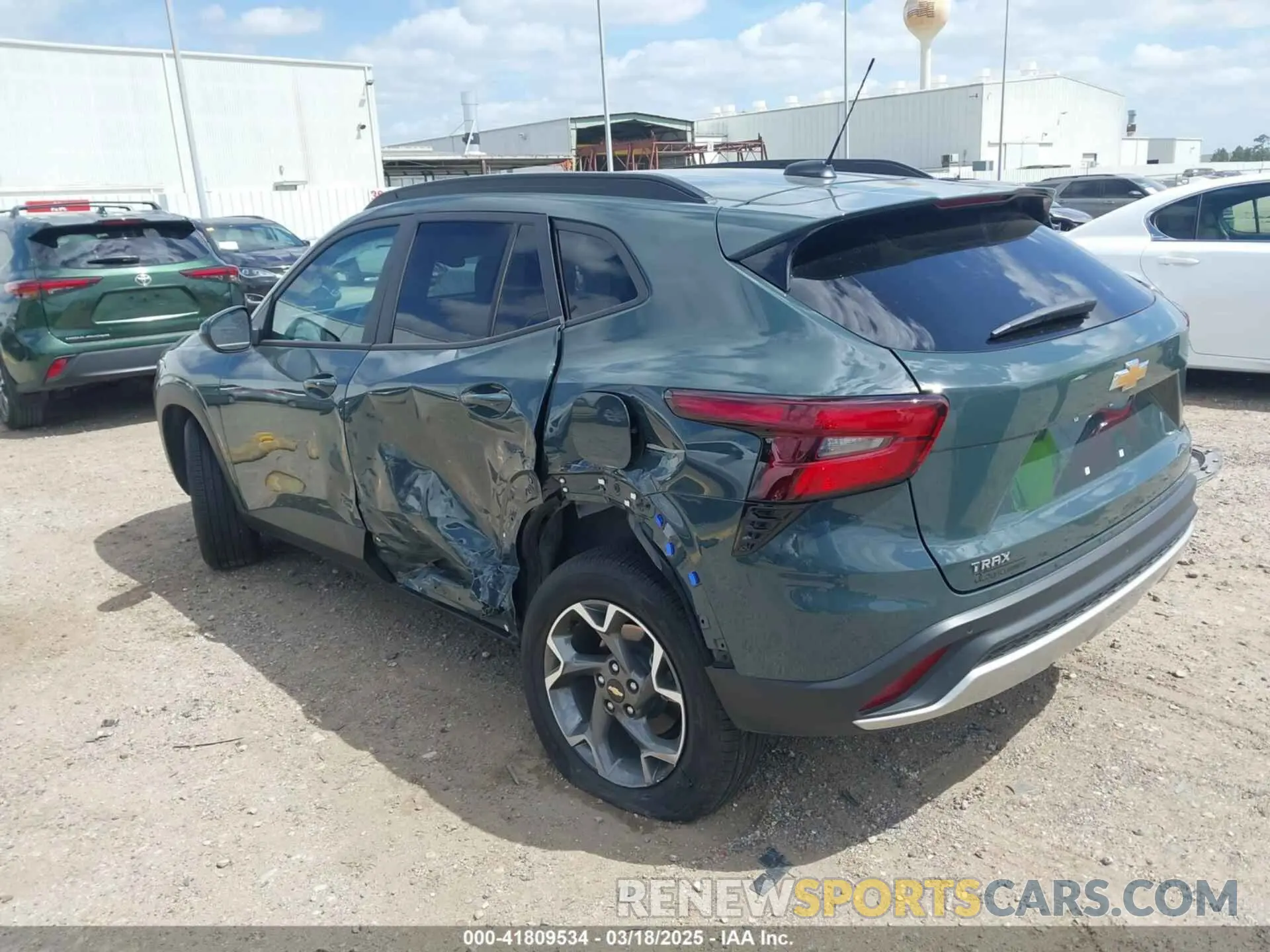 3 fotografías del automóvil dañado KL77LHEP9SC154005 CHEVROLET TRAX 2025