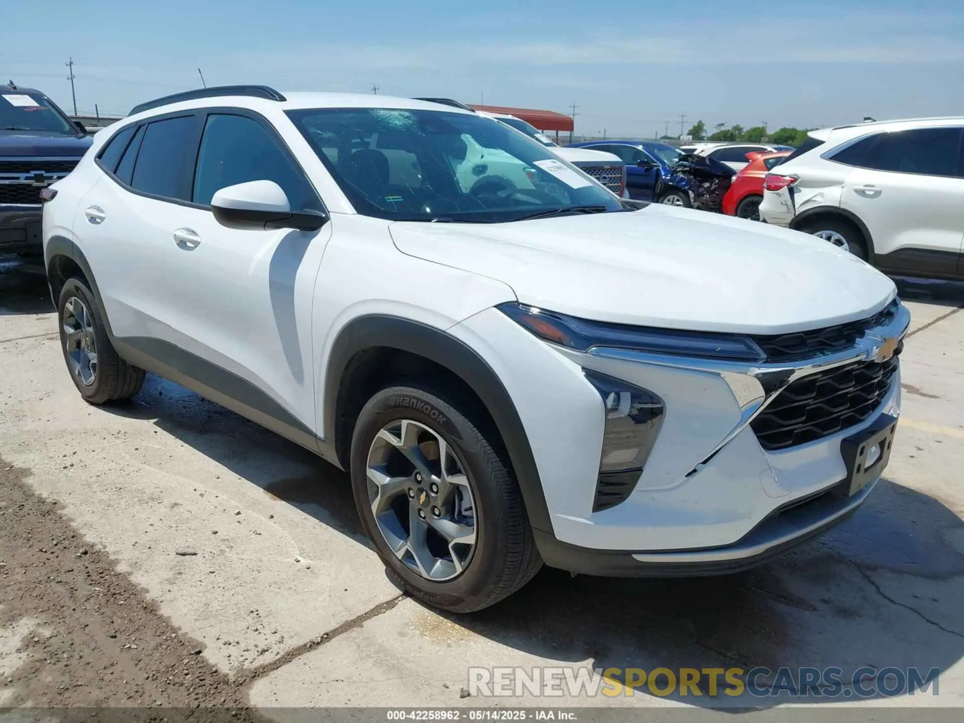 1 fotografías del automóvil dañado KL77LHEPXSC008292 CHEVROLET TRAX 2025