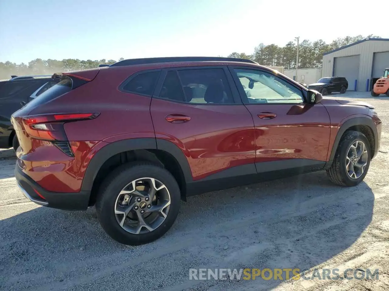 3 fotografías del automóvil dañado KL77LHEPXSC198045 CHEVROLET TRAX 2025
