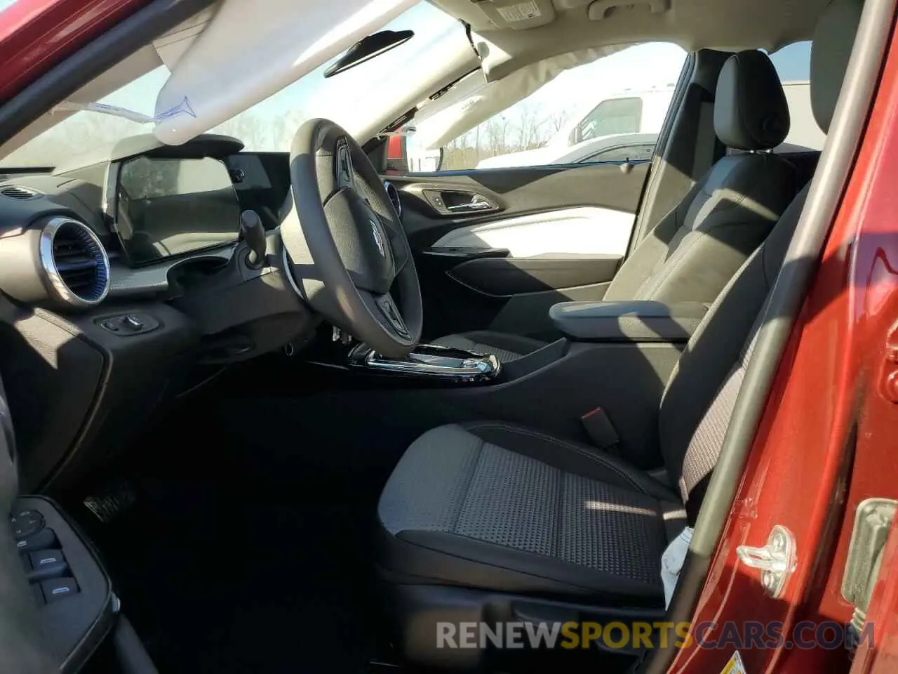 7 fotografías del automóvil dañado KL77LHEPXSC198045 CHEVROLET TRAX 2025