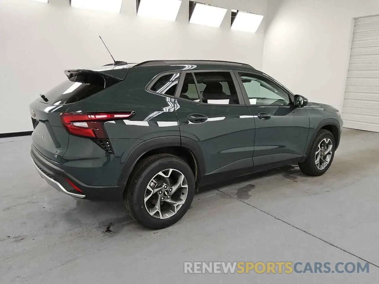 3 fotografías del automóvil dañado KL77LHEPXSC202286 CHEVROLET TRAX 2025