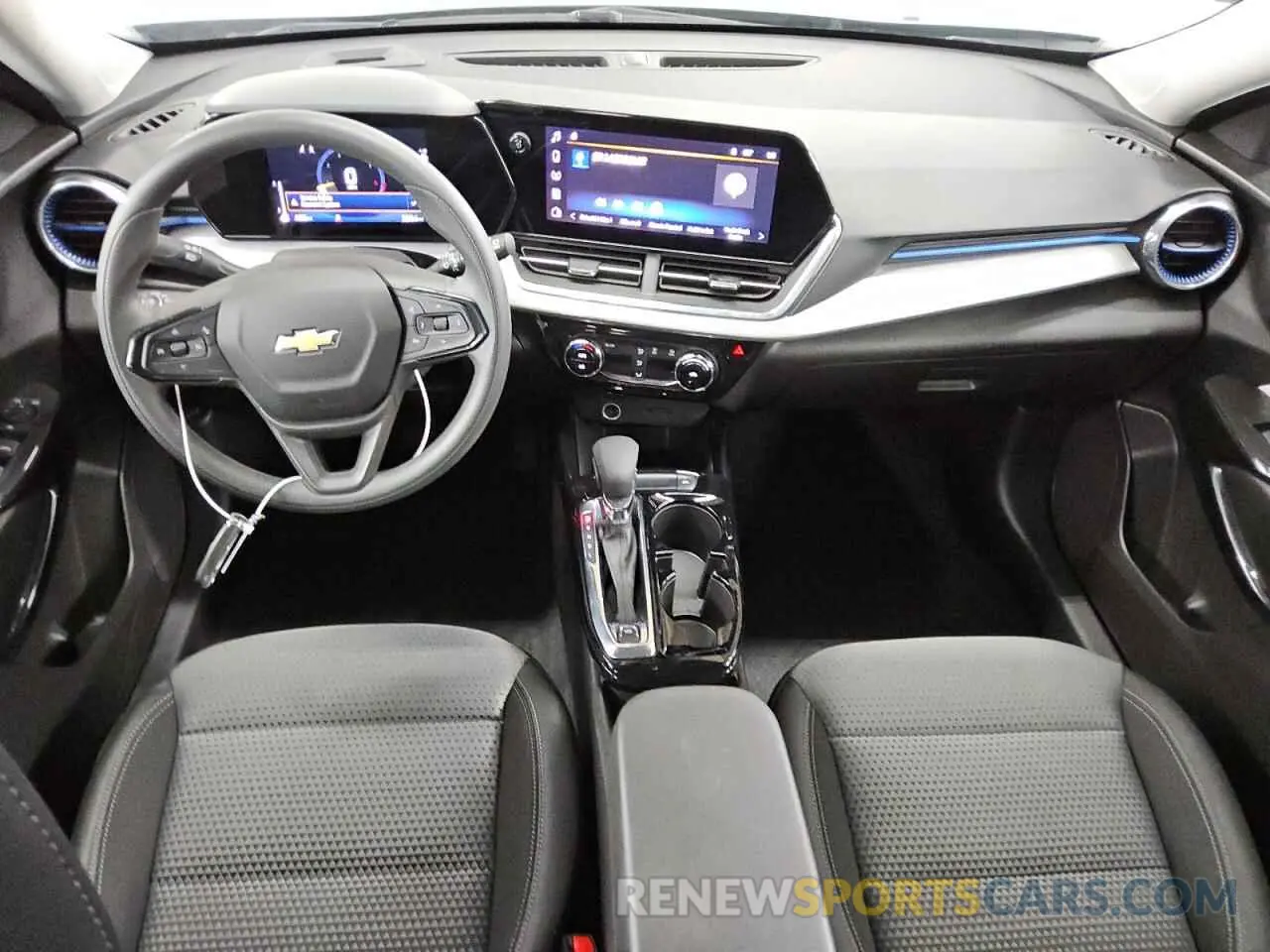 8 fotografías del automóvil dañado KL77LHEPXSC202286 CHEVROLET TRAX 2025