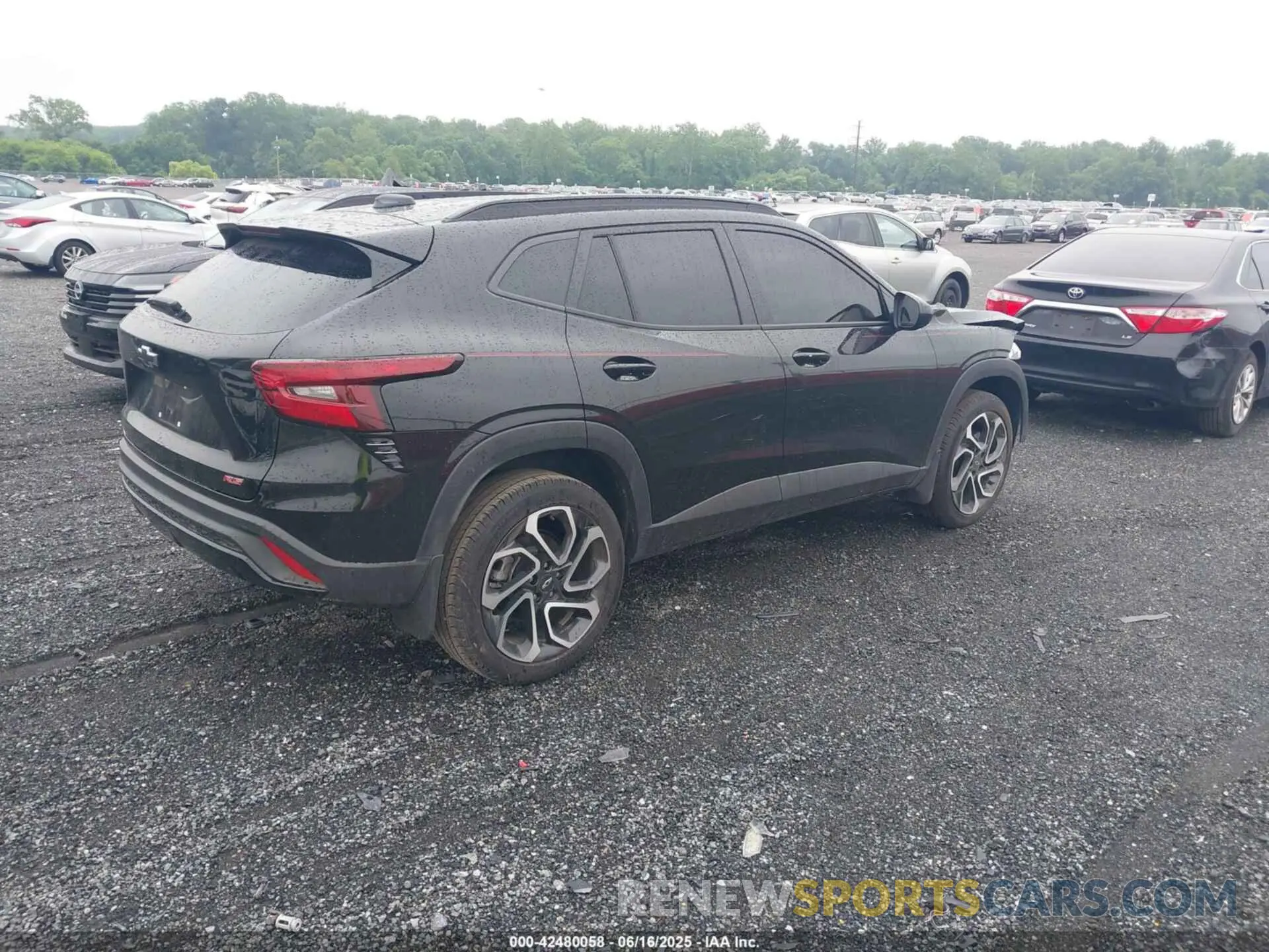 4 fotografías del automóvil dañado KL77LJEP1SC001254 CHEVROLET TRAX 2025