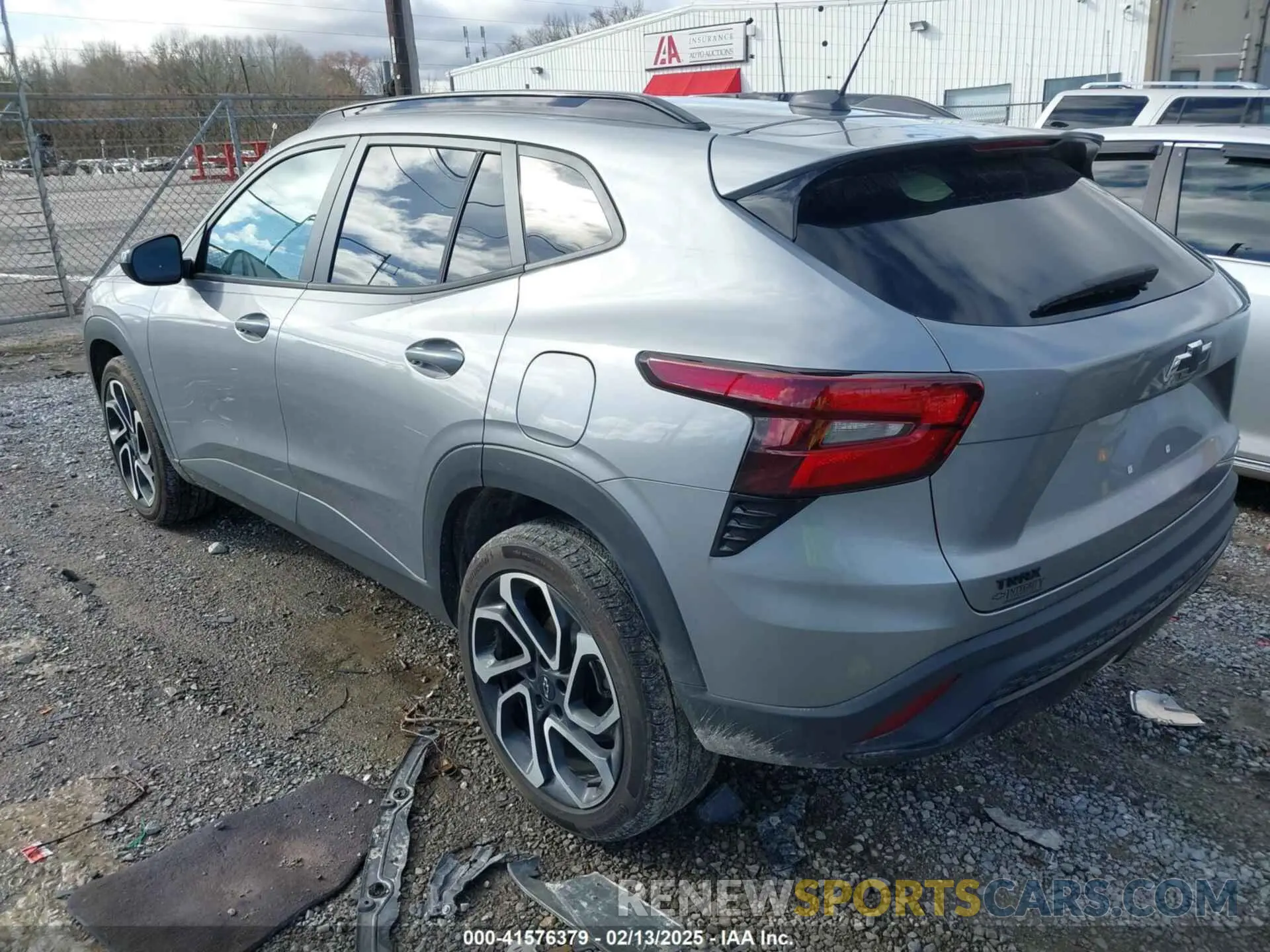 3 fotografías del automóvil dañado KL77LJEP1SC015431 CHEVROLET TRAX 2025