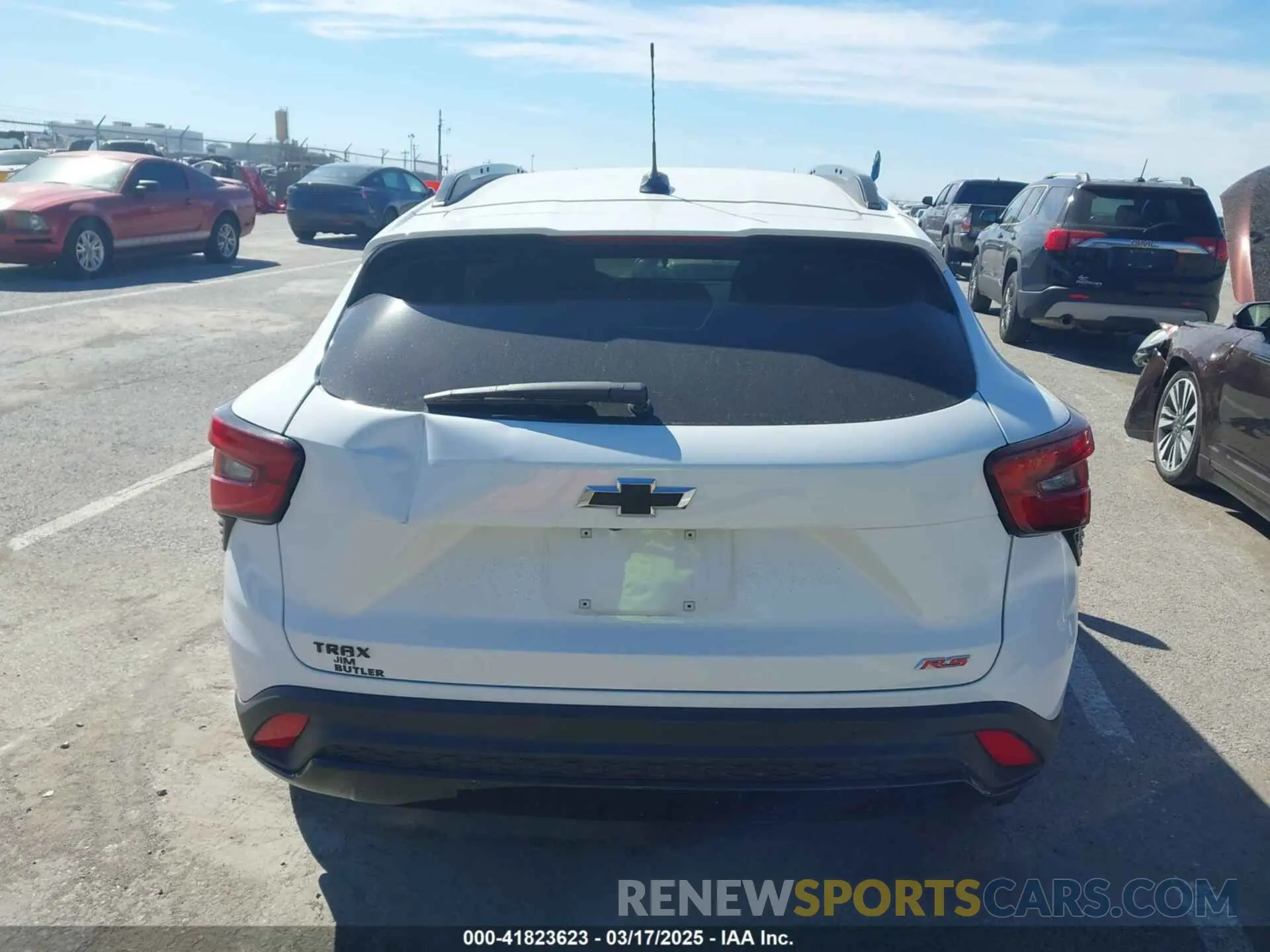 16 fotografías del automóvil dañado KL77LJEP2SC032397 CHEVROLET TRAX 2025