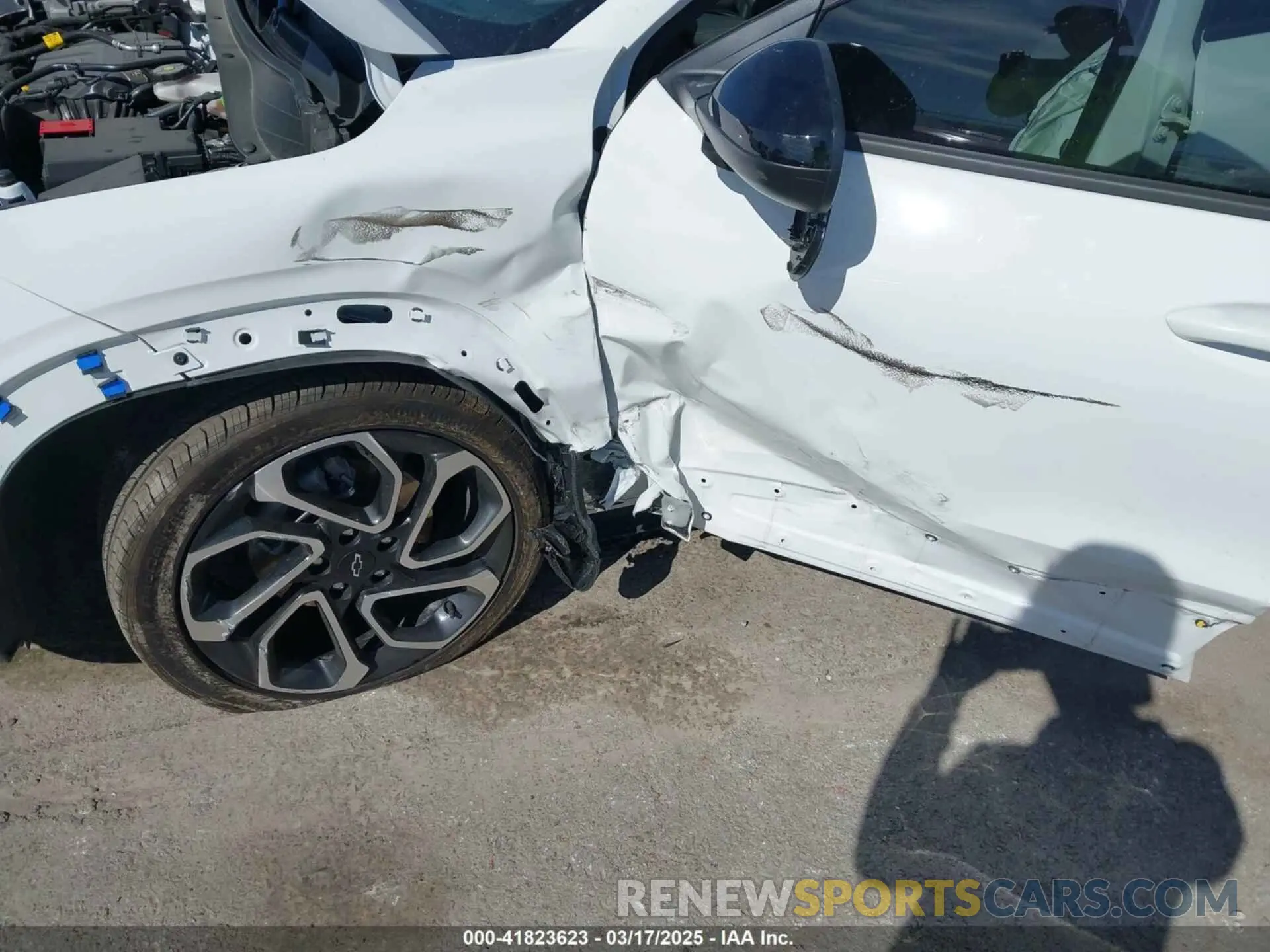 6 fotografías del automóvil dañado KL77LJEP2SC032397 CHEVROLET TRAX 2025