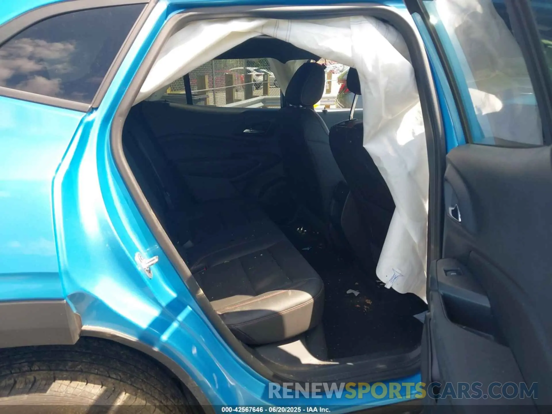 8 fotografías del automóvil dañado KL77LJEP2SC039947 CHEVROLET TRAX 2025