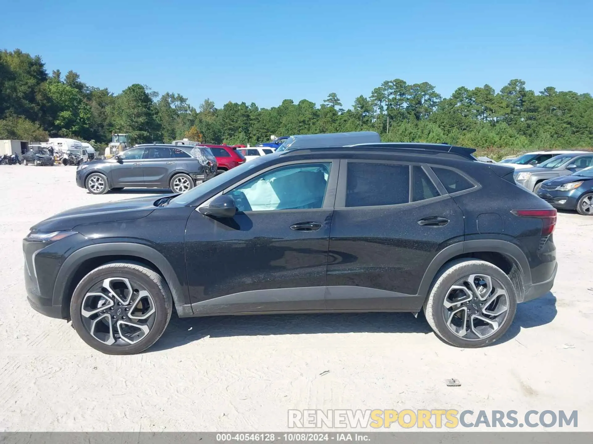 14 fotografías del automóvil dañado KL77LJEP3SC009551 CHEVROLET TRAX 2025