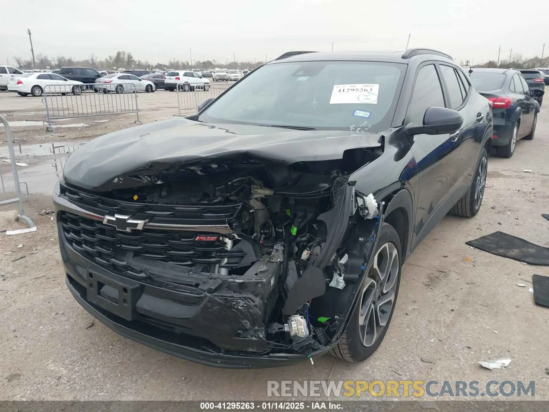 2 fotografías del automóvil dañado KL77LJEP3SC056210 CHEVROLET TRAX 2025