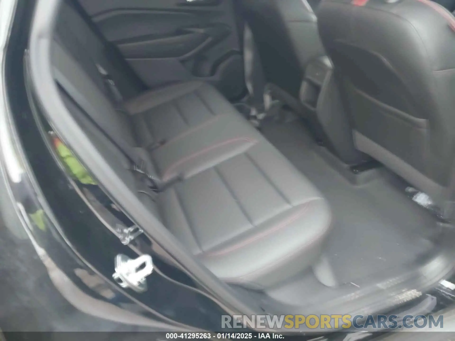 8 fotografías del automóvil dañado KL77LJEP3SC056210 CHEVROLET TRAX 2025