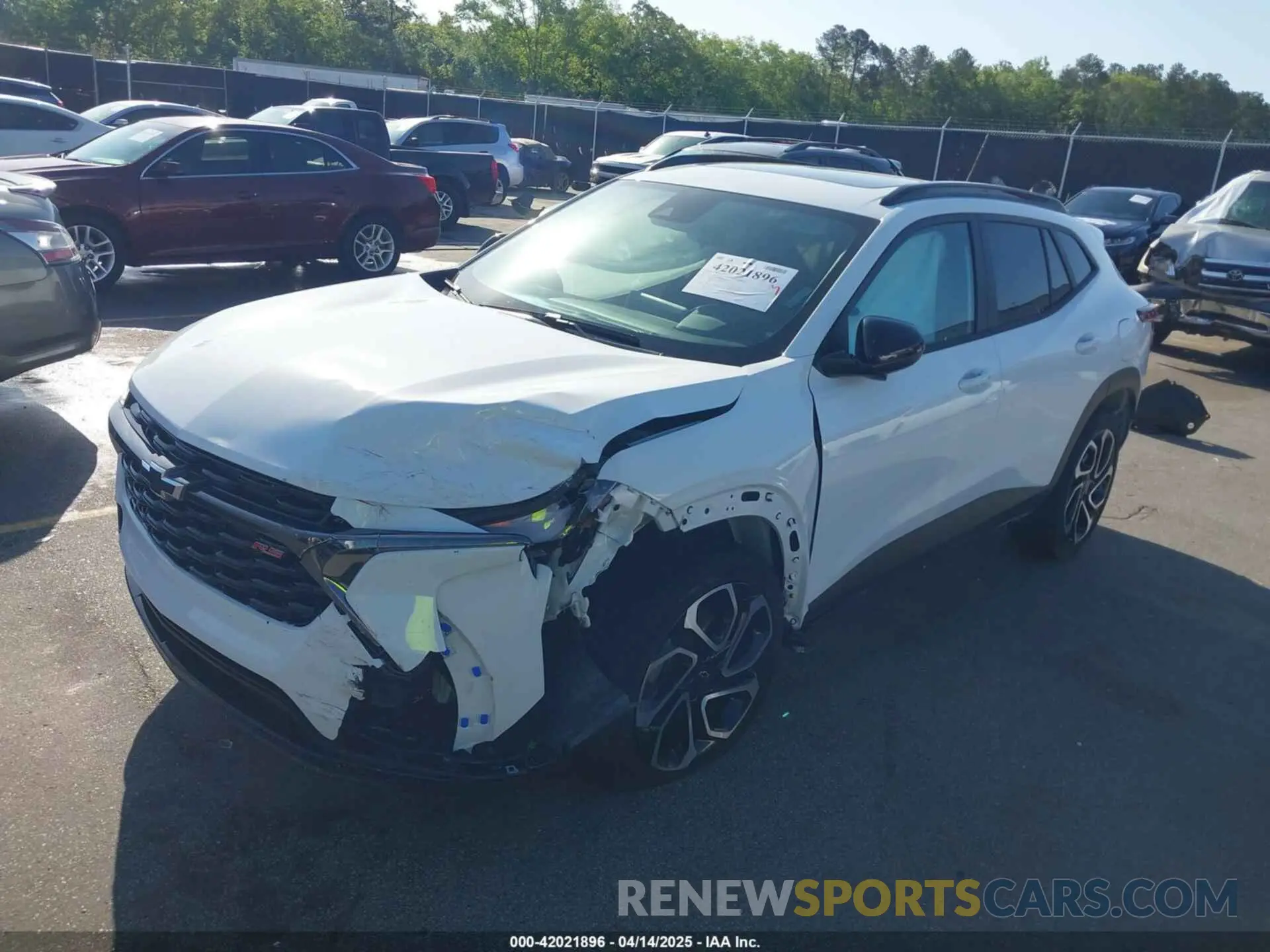 2 fotografías del automóvil dañado KL77LJEP3SC099073 CHEVROLET TRAX 2025