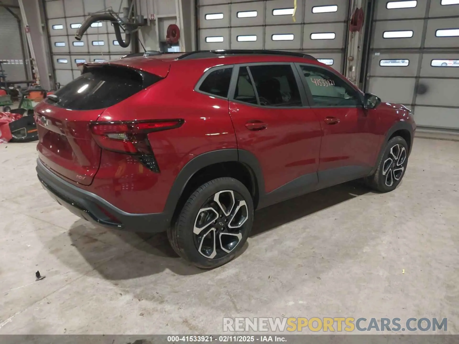 4 fotografías del automóvil dañado KL77LJEP6SC089699 CHEVROLET TRAX 2025