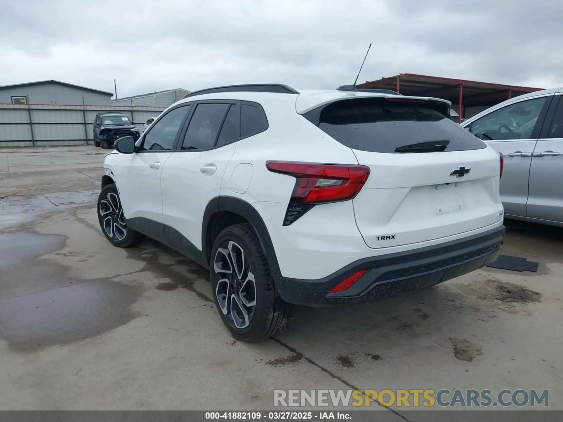 3 fotografías del automóvil dañado KL77LJEP6SC164854 CHEVROLET TRAX 2025