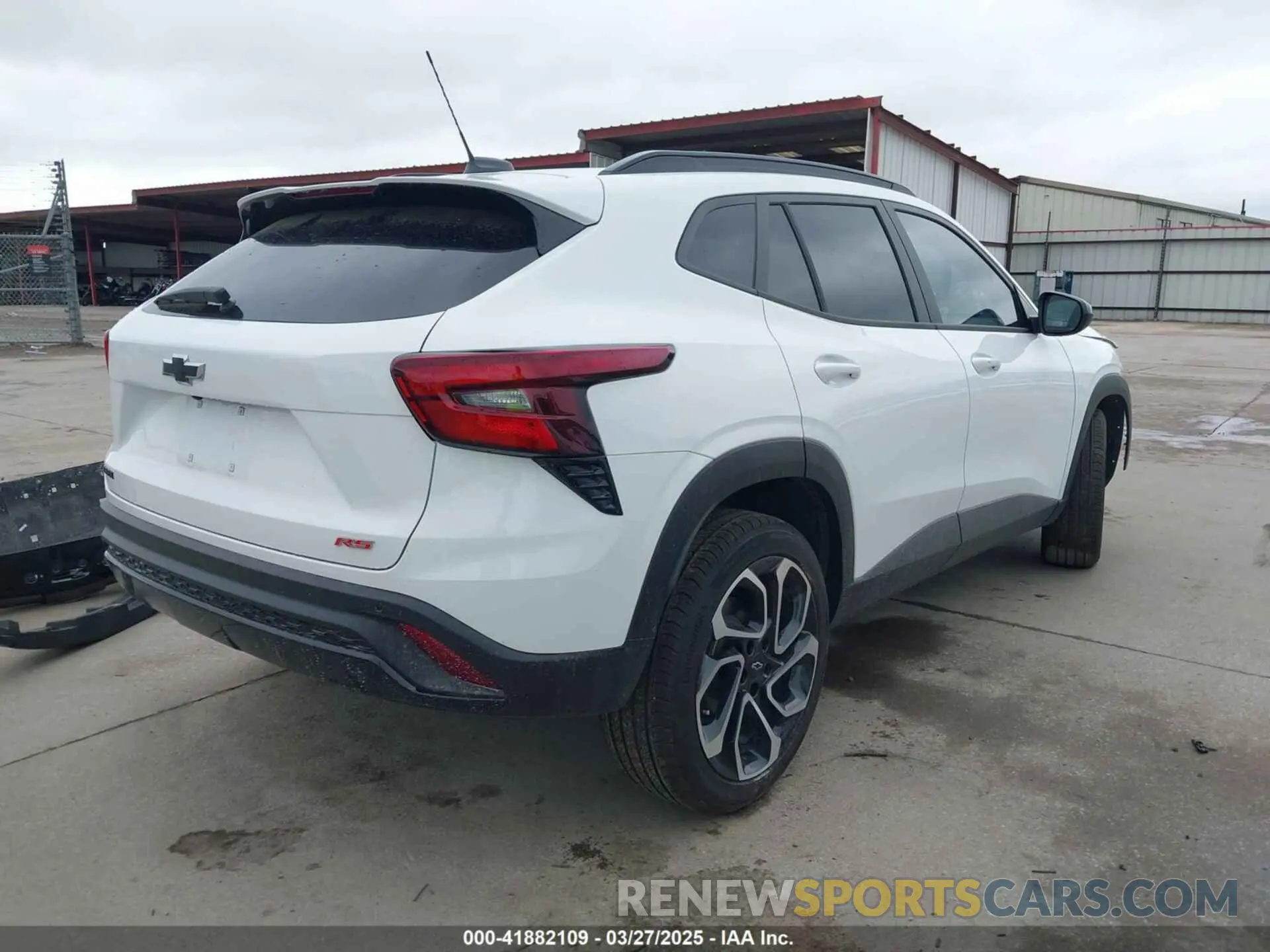4 fotografías del automóvil dañado KL77LJEP6SC164854 CHEVROLET TRAX 2025