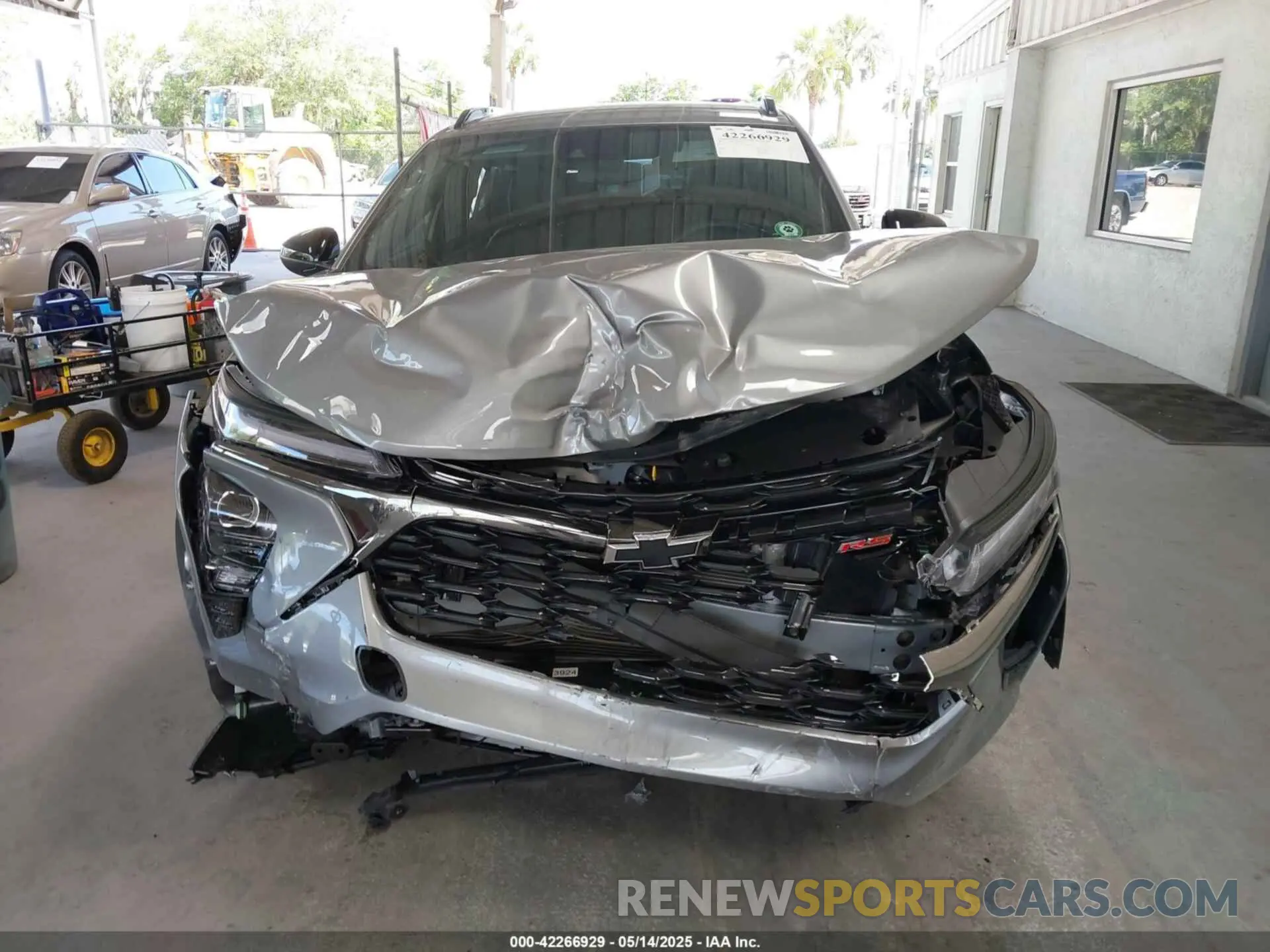 13 fotografías del automóvil dañado KL77LJEPXSC163836 CHEVROLET TRAX 2025